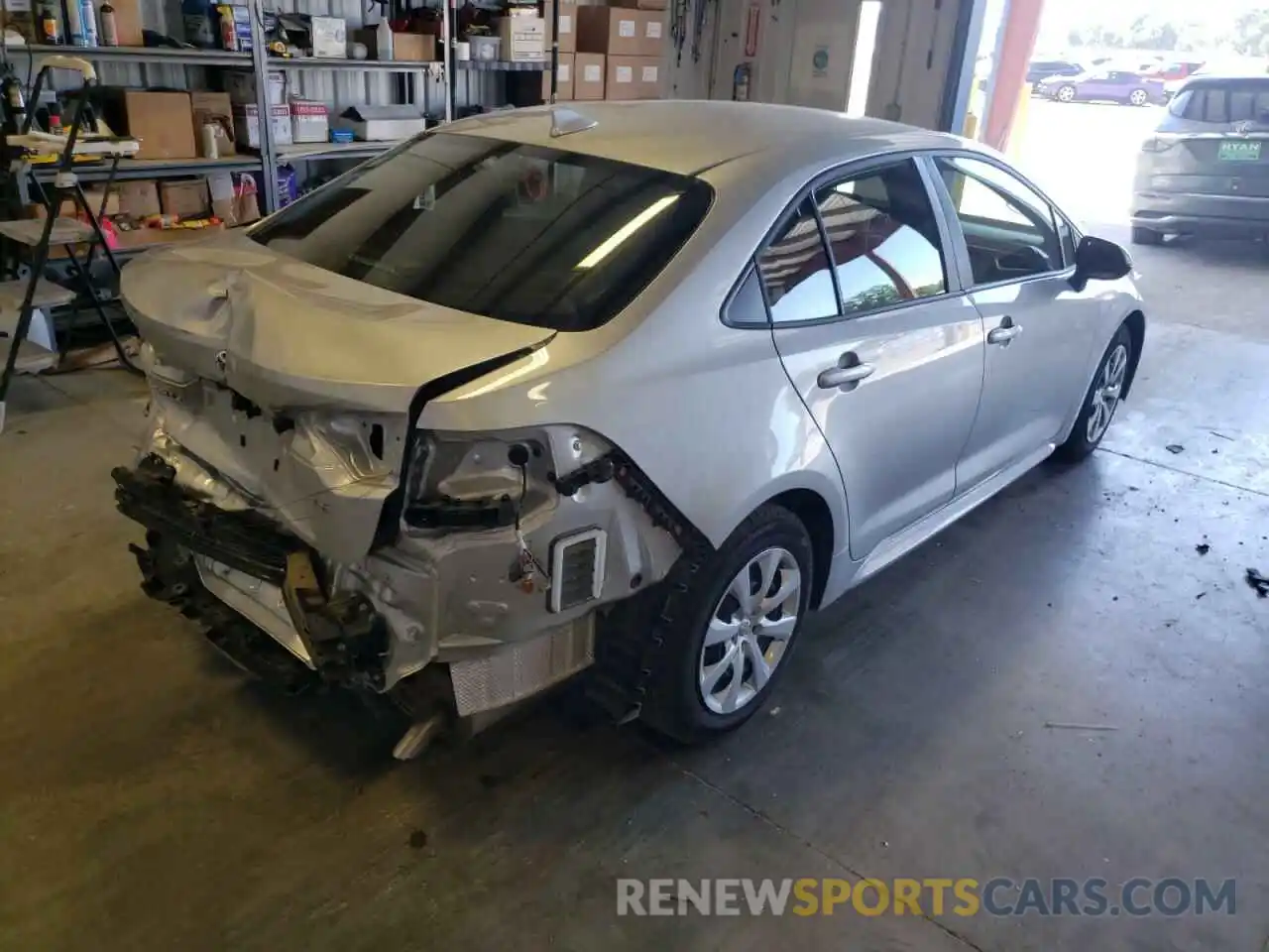 4 Photograph of a damaged car JTDEPMAE2NJ223905 TOYOTA COROLLA 2022