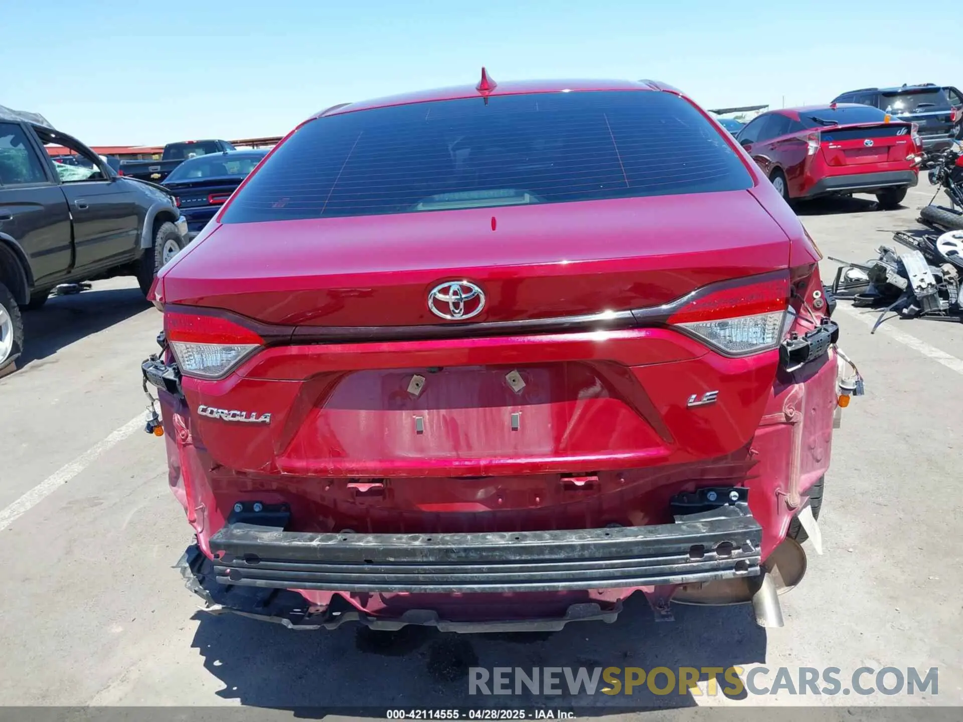 17 Photograph of a damaged car JTDEPMAE2NJ227291 TOYOTA COROLLA 2022