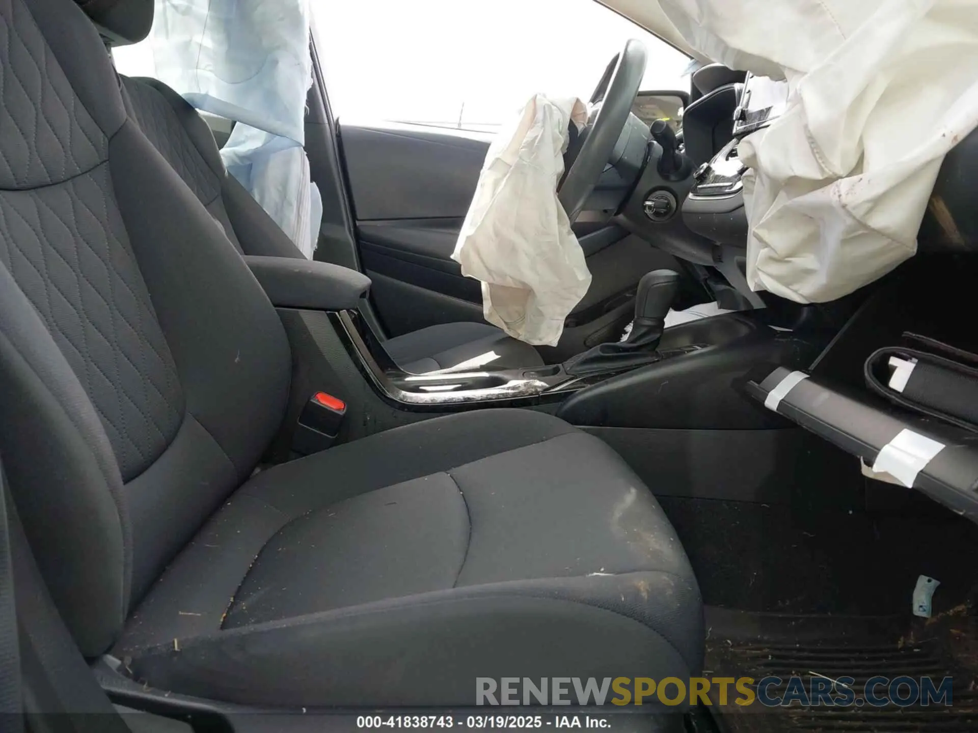 5 Photograph of a damaged car JTDEPMAE2NJ230627 TOYOTA COROLLA 2022