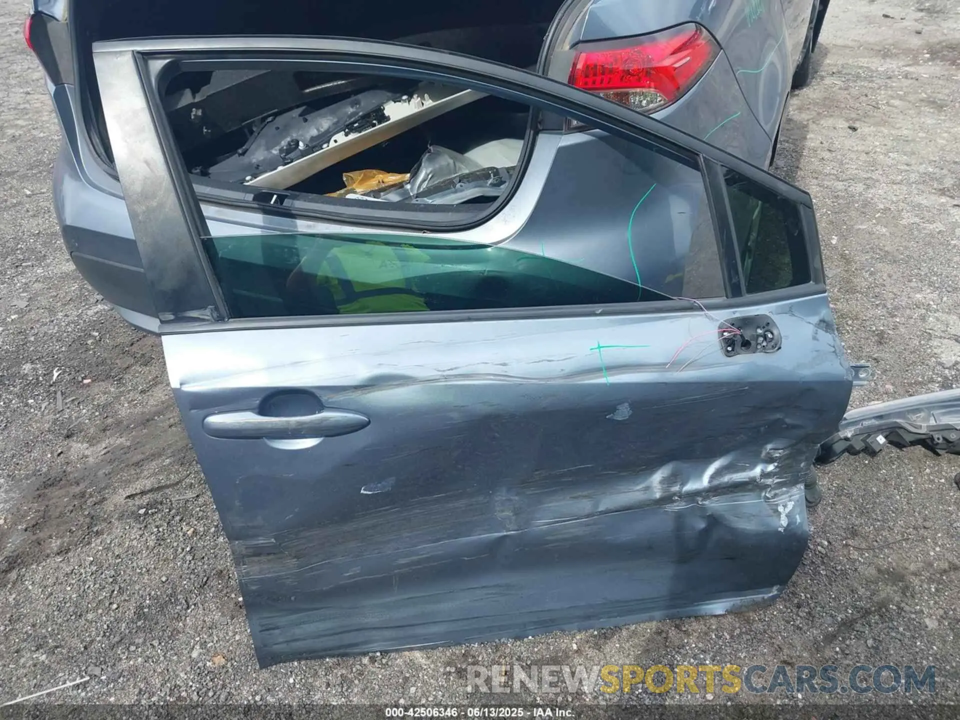 12 Photograph of a damaged car JTDEPMAE3N3012507 TOYOTA COROLLA 2022