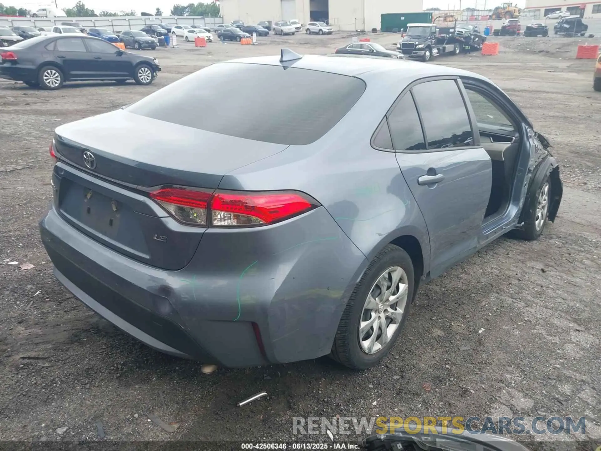 4 Photograph of a damaged car JTDEPMAE3N3012507 TOYOTA COROLLA 2022
