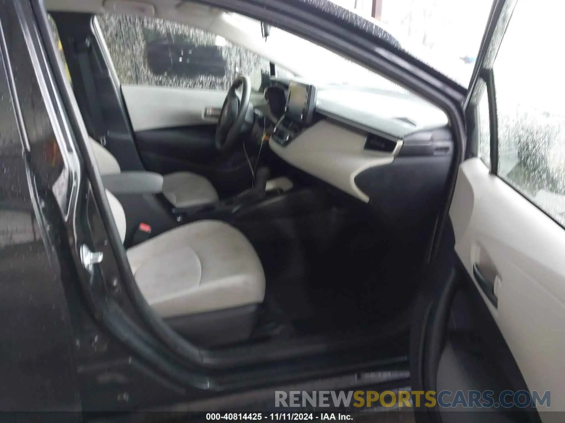 5 Photograph of a damaged car JTDEPMAE3NJ214520 TOYOTA COROLLA 2022