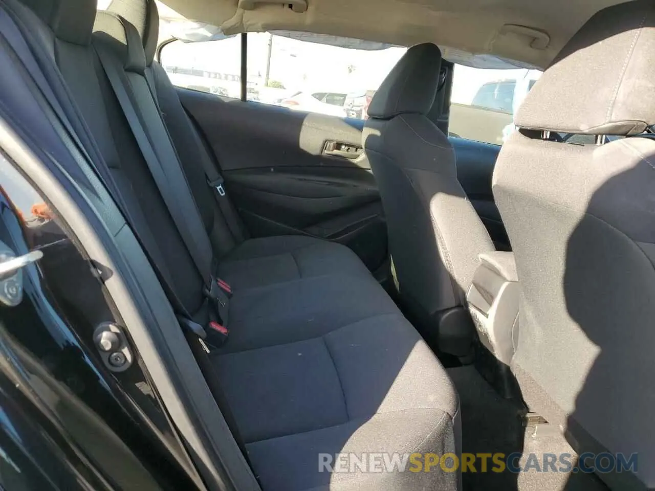 10 Photograph of a damaged car JTDEPMAE3NJ231320 TOYOTA COROLLA 2022