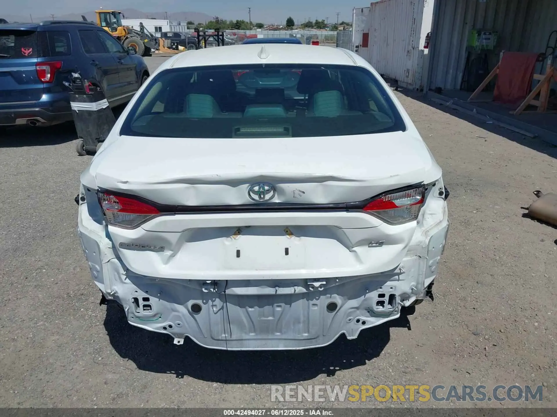 17 Photograph of a damaged car JTDEPMAE4N3002584 TOYOTA COROLLA 2022