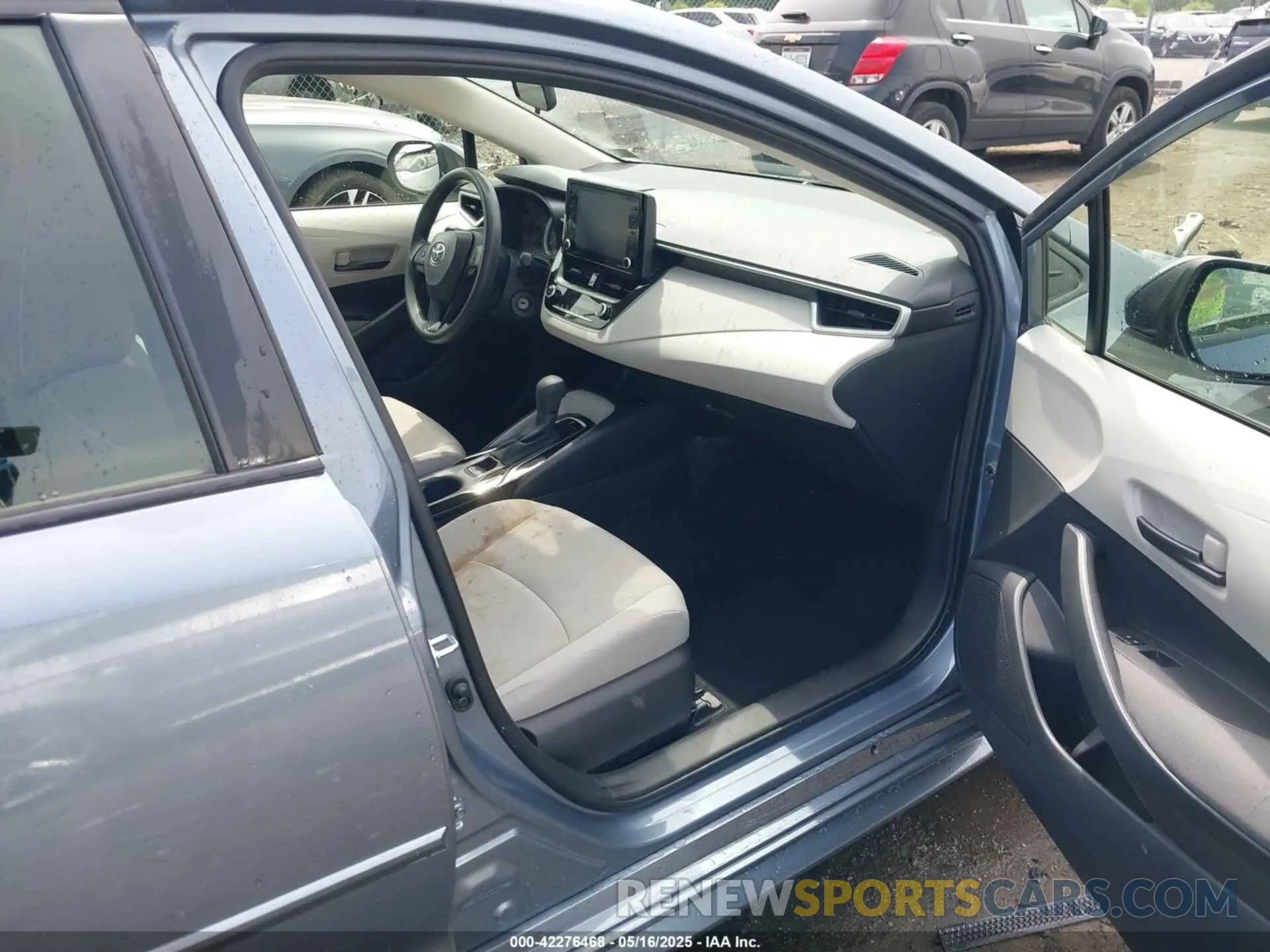 5 Photograph of a damaged car JTDEPMAE4N3004674 TOYOTA COROLLA 2022