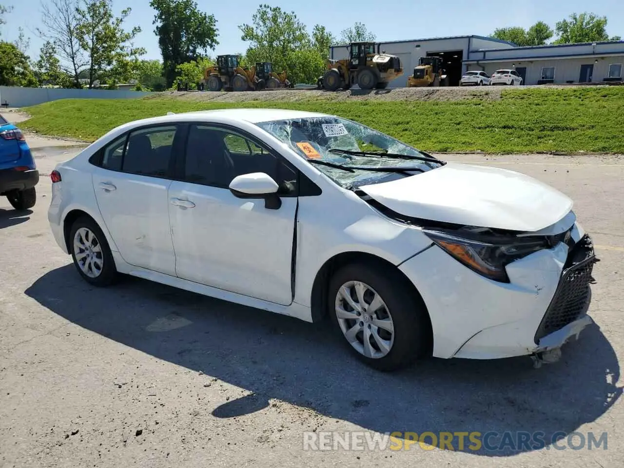4 Photograph of a damaged car JTDEPMAE4N3009082 TOYOTA COROLLA 2022