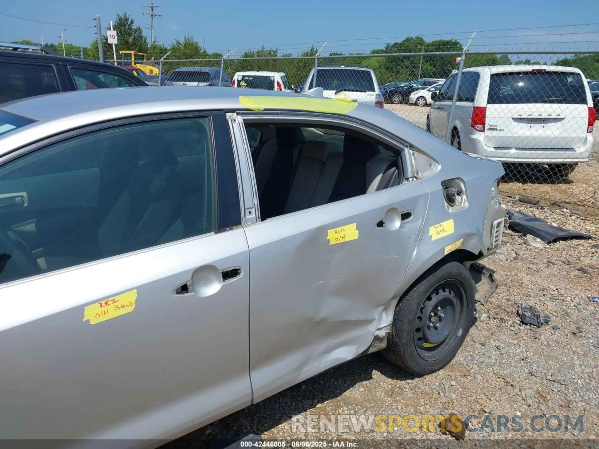 6 Photograph of a damaged car JTDEPMAE4NJ198747 TOYOTA COROLLA 2022
