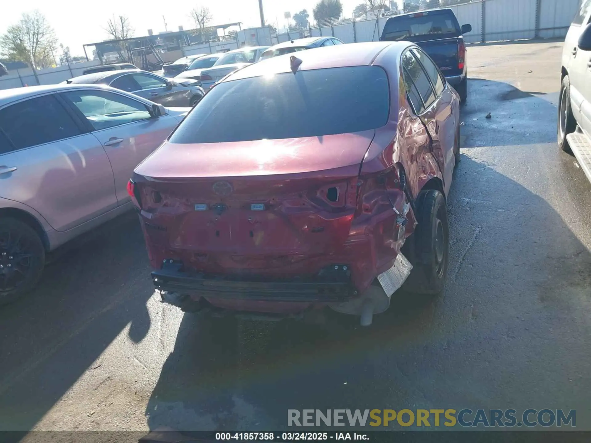 17 Photograph of a damaged car JTDEPMAE4NJ203719 TOYOTA COROLLA 2022