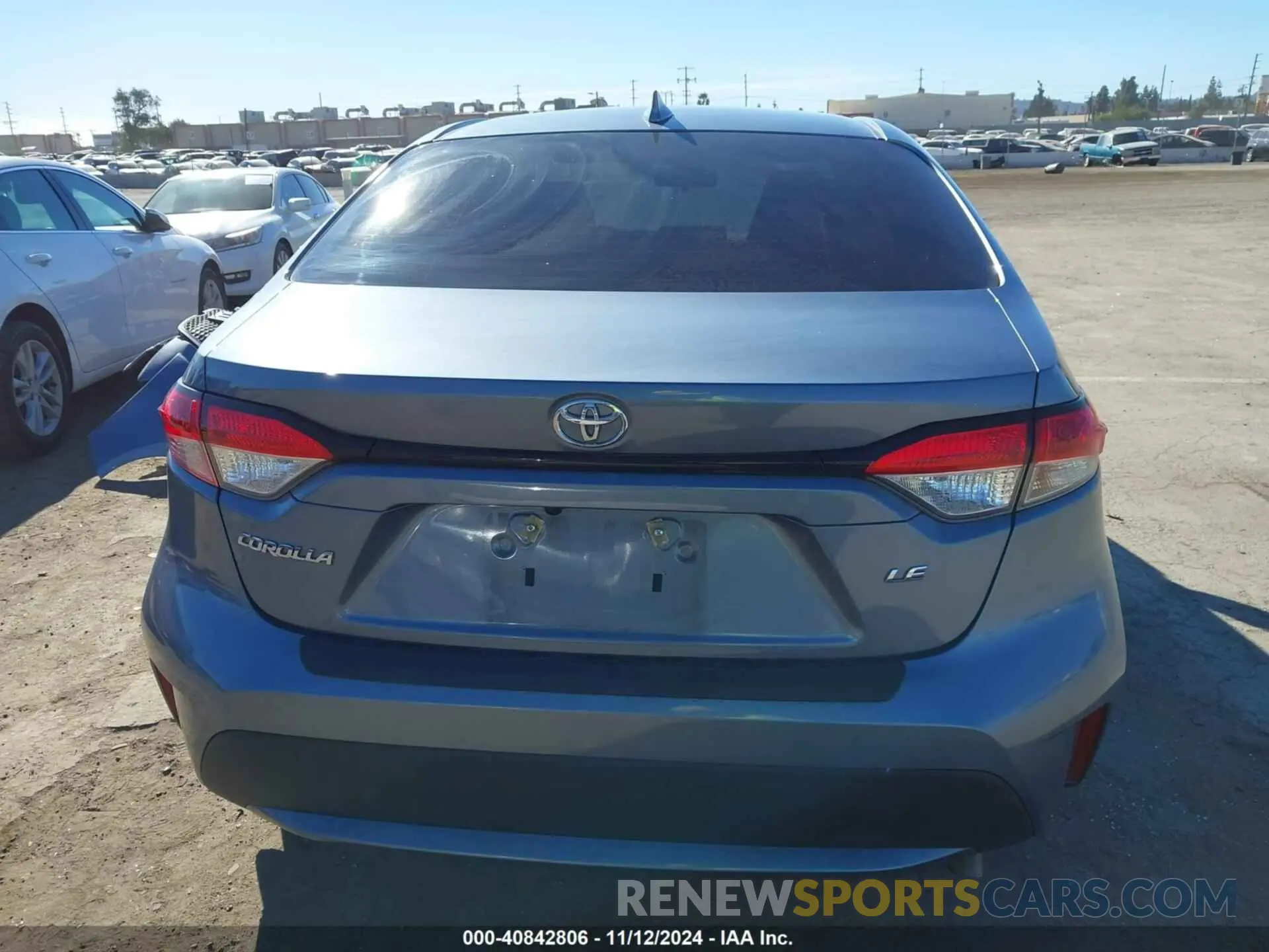 17 Photograph of a damaged car JTDEPMAE4NJ214333 TOYOTA COROLLA 2022