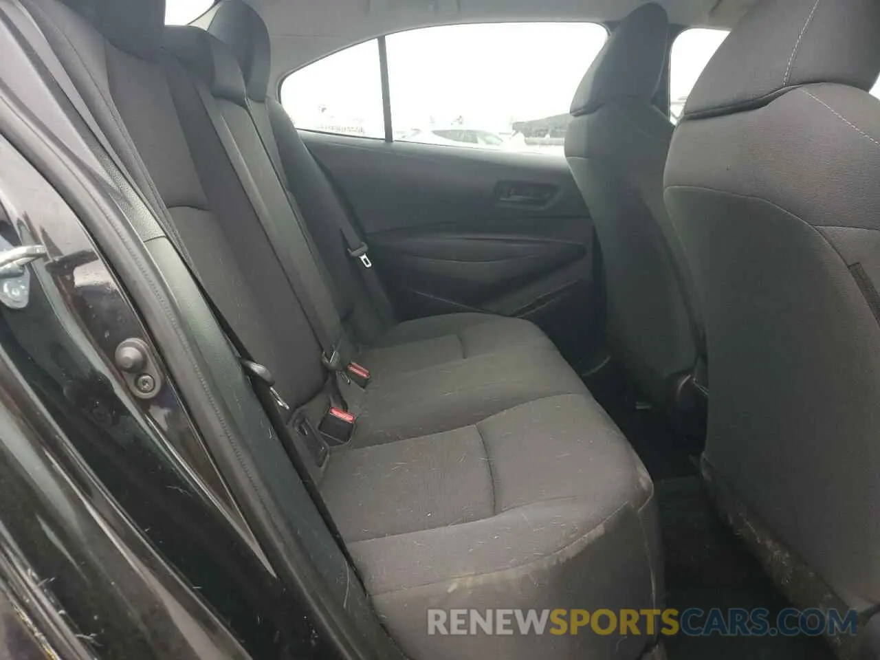 10 Photograph of a damaged car JTDEPMAE4NJ218964 TOYOTA COROLLA 2022