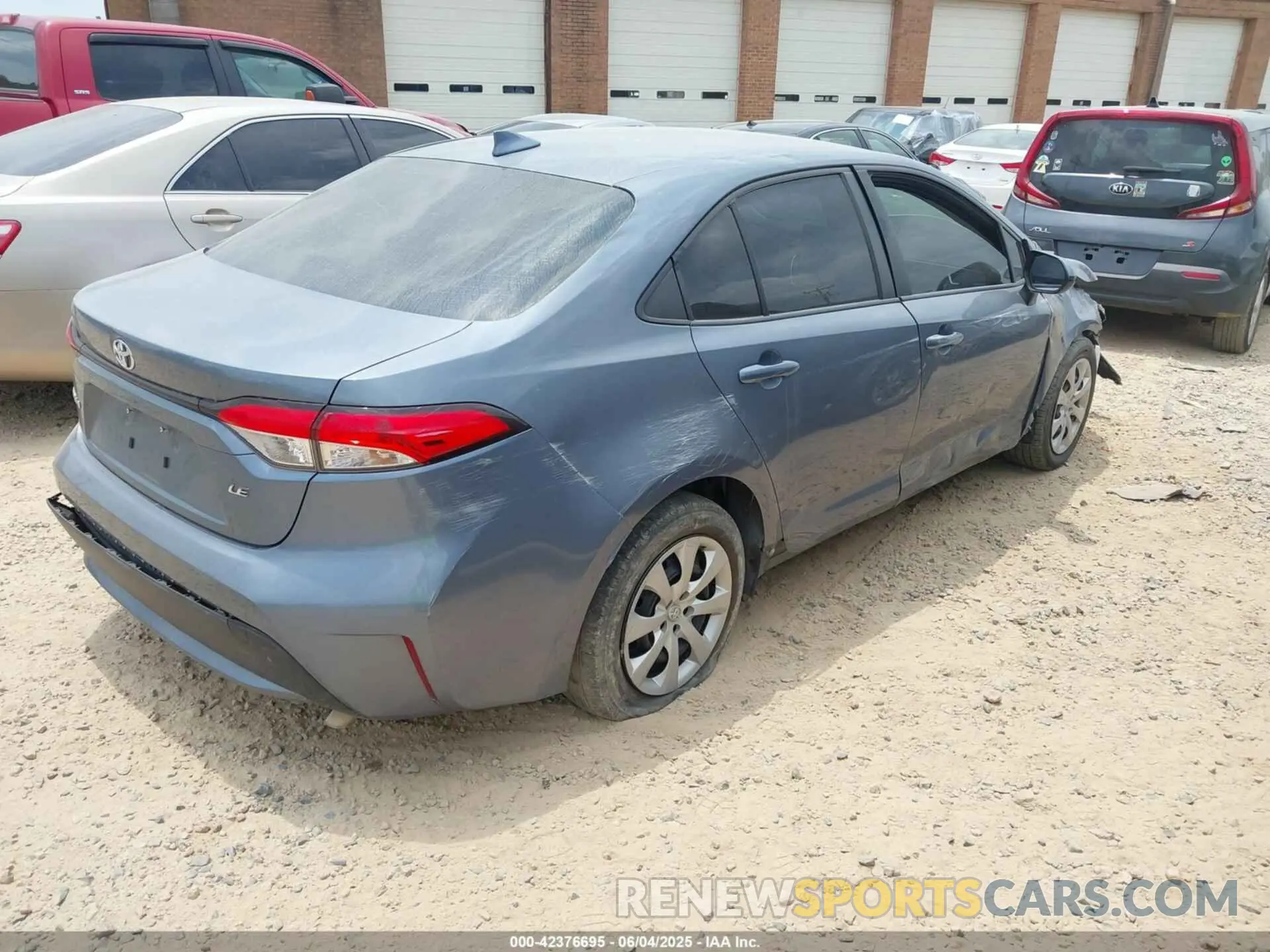 4 Photograph of a damaged car JTDEPMAE5N3013626 TOYOTA COROLLA 2022