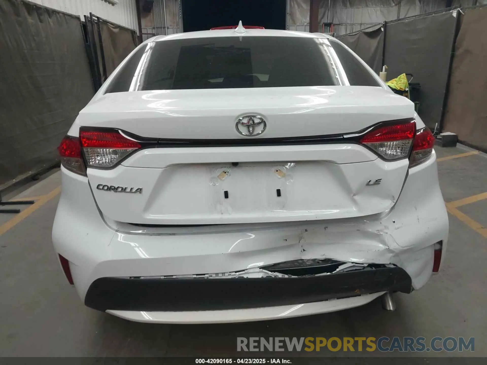 16 Photograph of a damaged car JTDEPMAE5N3022066 TOYOTA COROLLA 2022