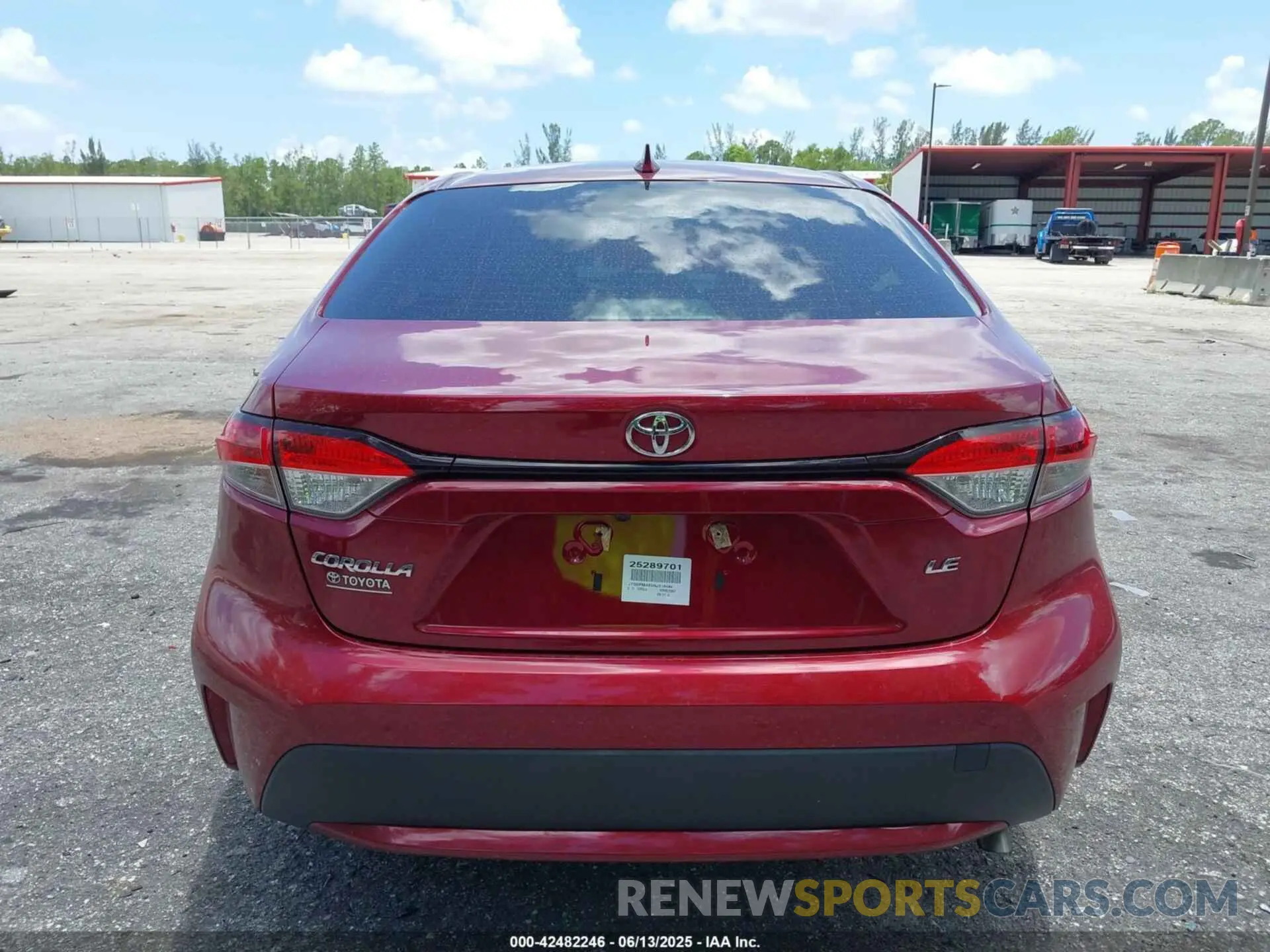 16 Photograph of a damaged car JTDEPMAE5NJ210484 TOYOTA COROLLA 2022
