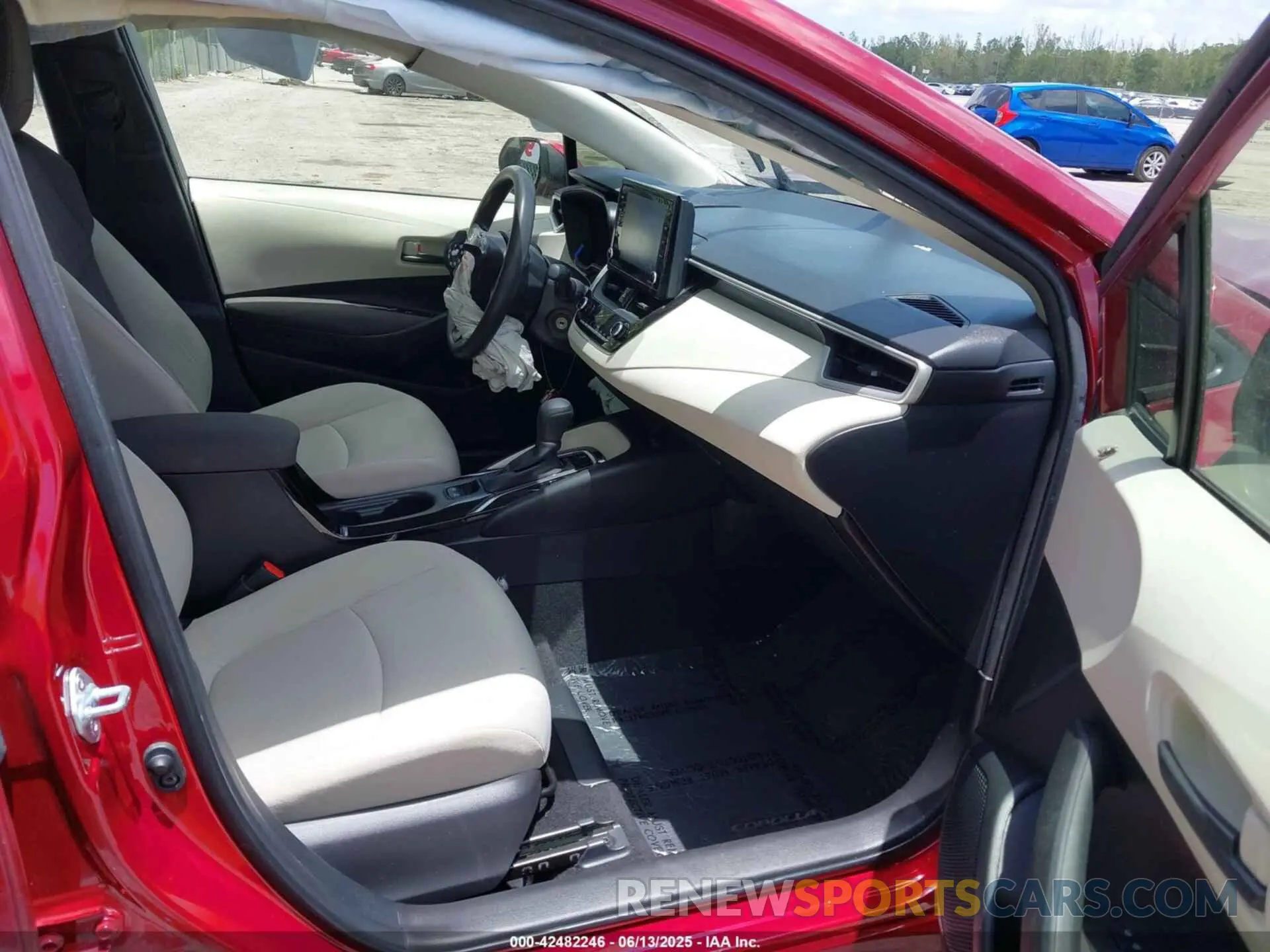 5 Photograph of a damaged car JTDEPMAE5NJ210484 TOYOTA COROLLA 2022