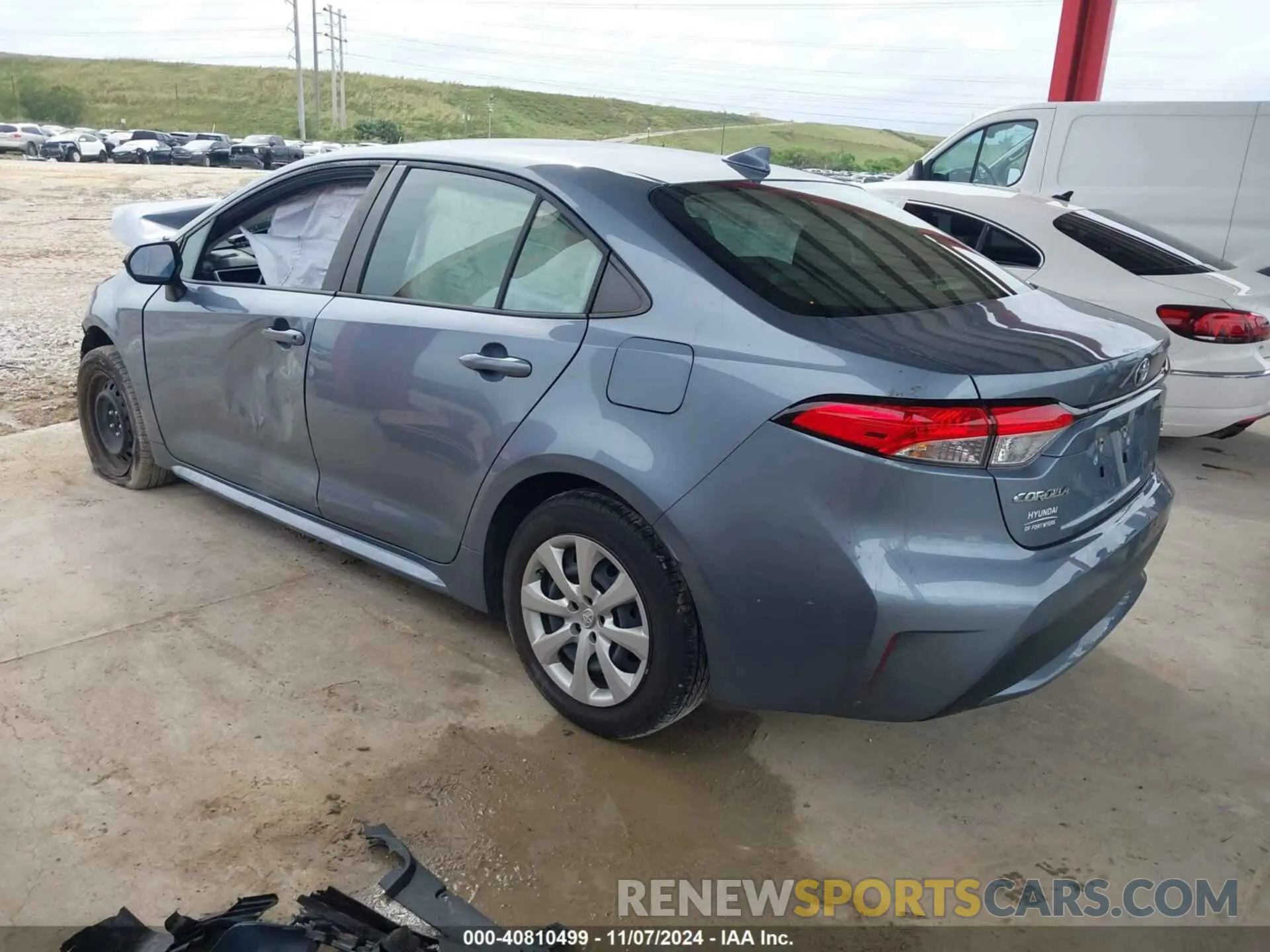 3 Photograph of a damaged car JTDEPMAE5NJ218049 TOYOTA COROLLA 2022