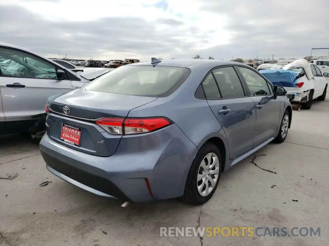 4 Photograph of a damaged car JTDEPMAE6N3004482 TOYOTA COROLLA 2022