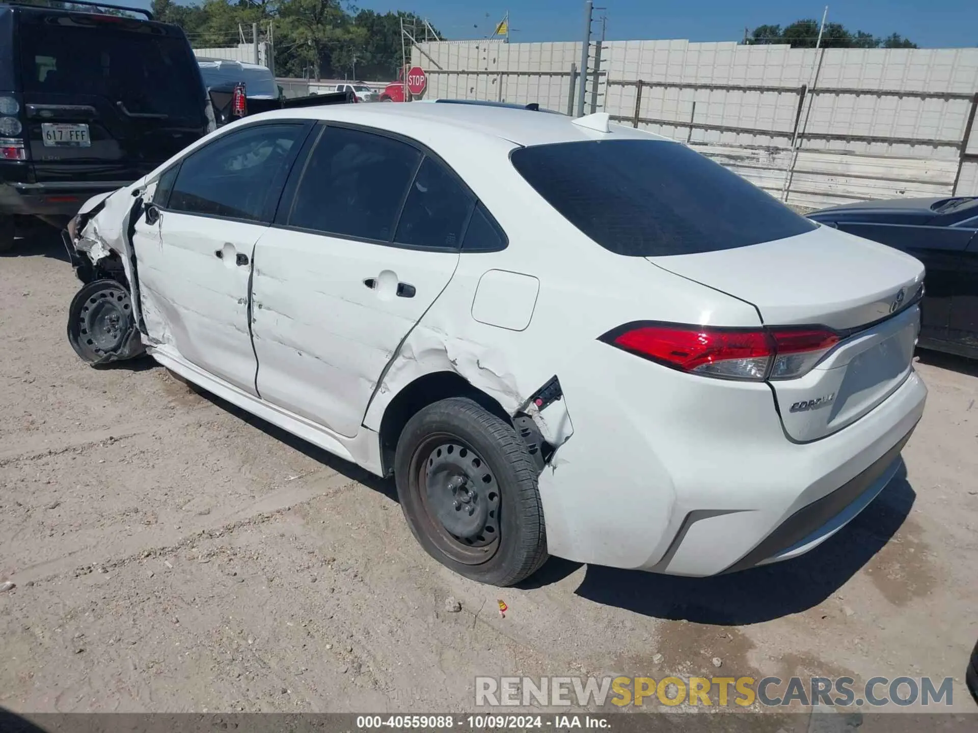 3 Photograph of a damaged car JTDEPMAE6N3006846 TOYOTA COROLLA 2022