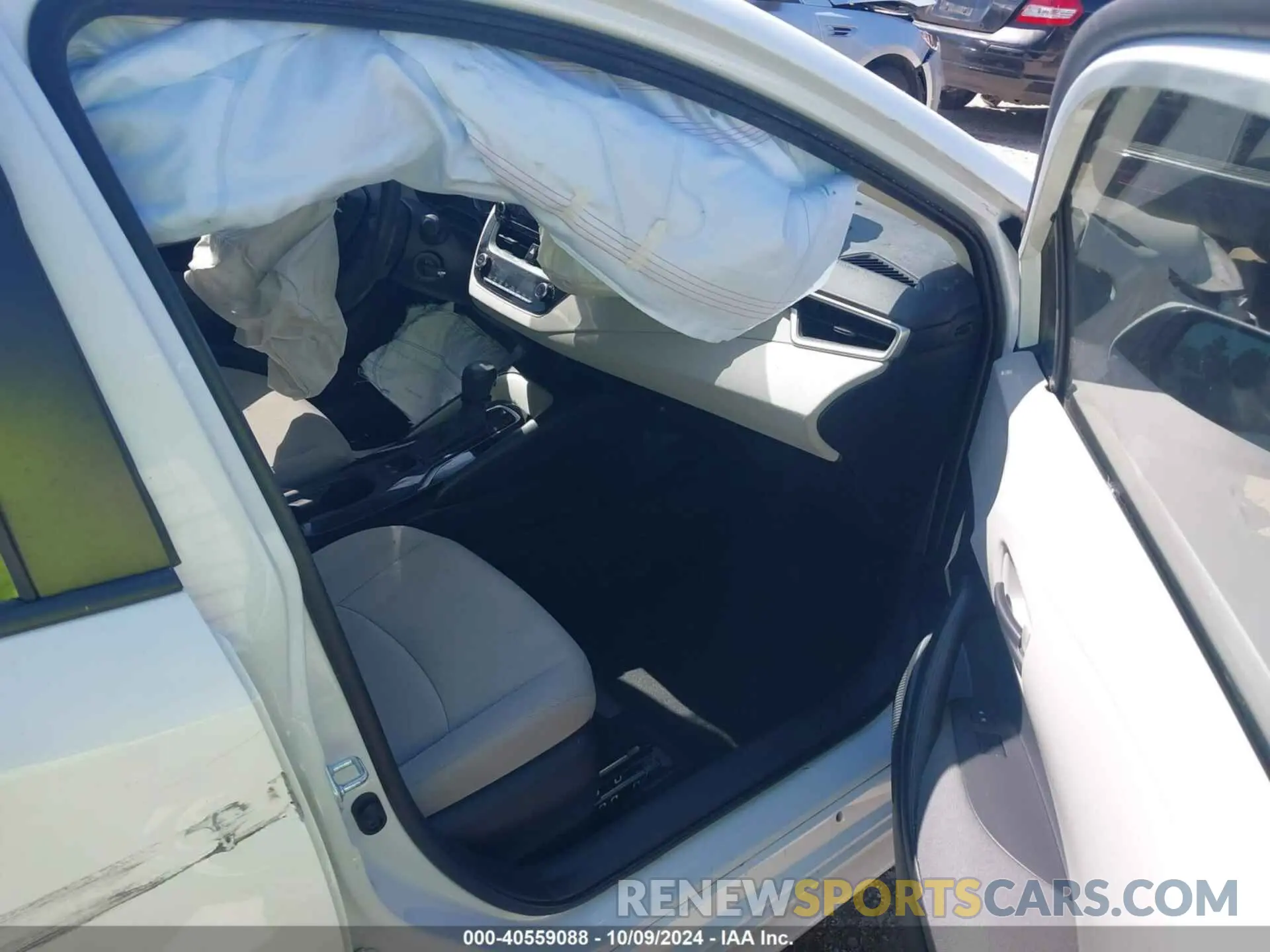5 Photograph of a damaged car JTDEPMAE6N3006846 TOYOTA COROLLA 2022