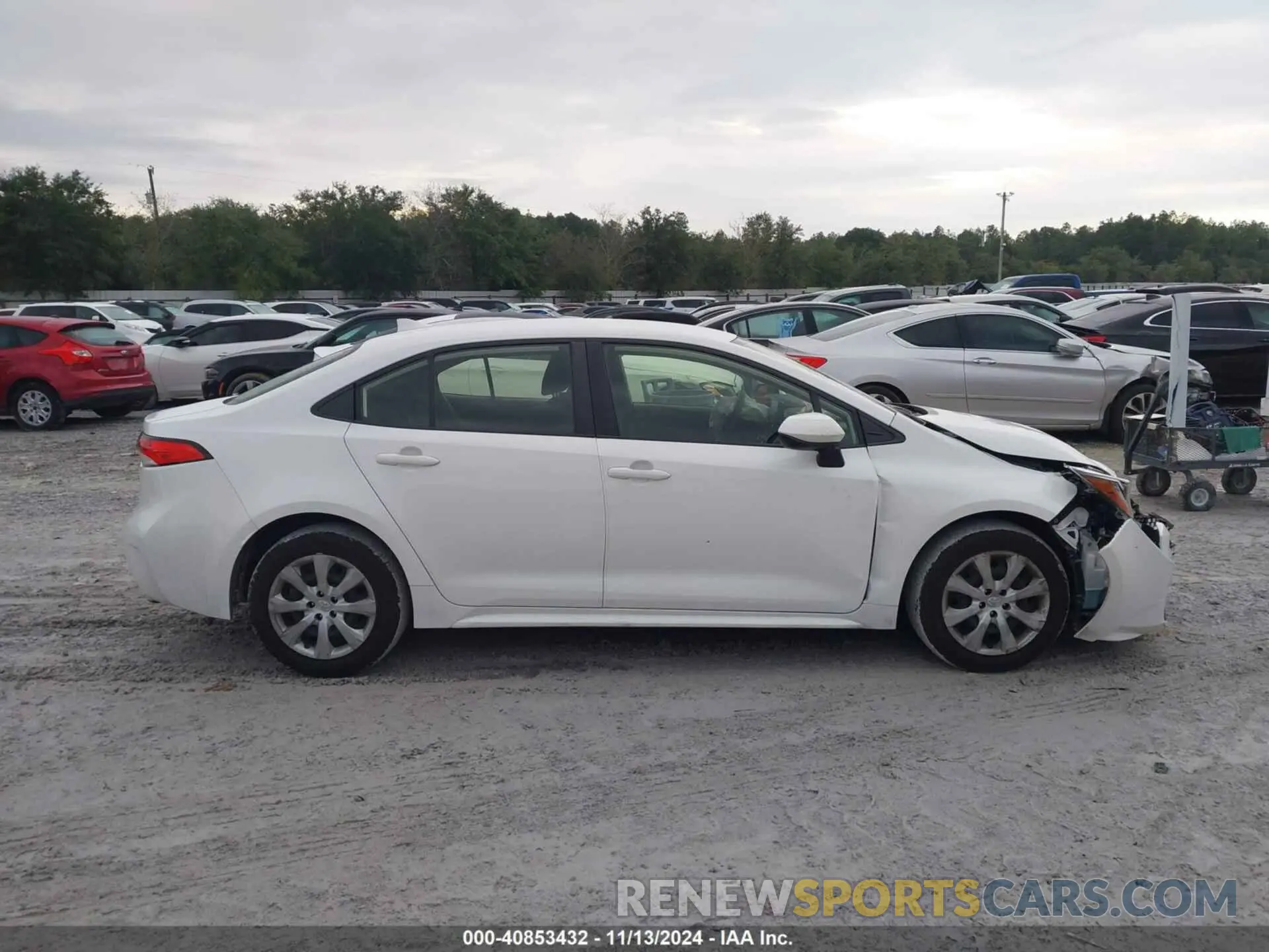 13 Photograph of a damaged car JTDEPMAE6N3018351 TOYOTA COROLLA 2022