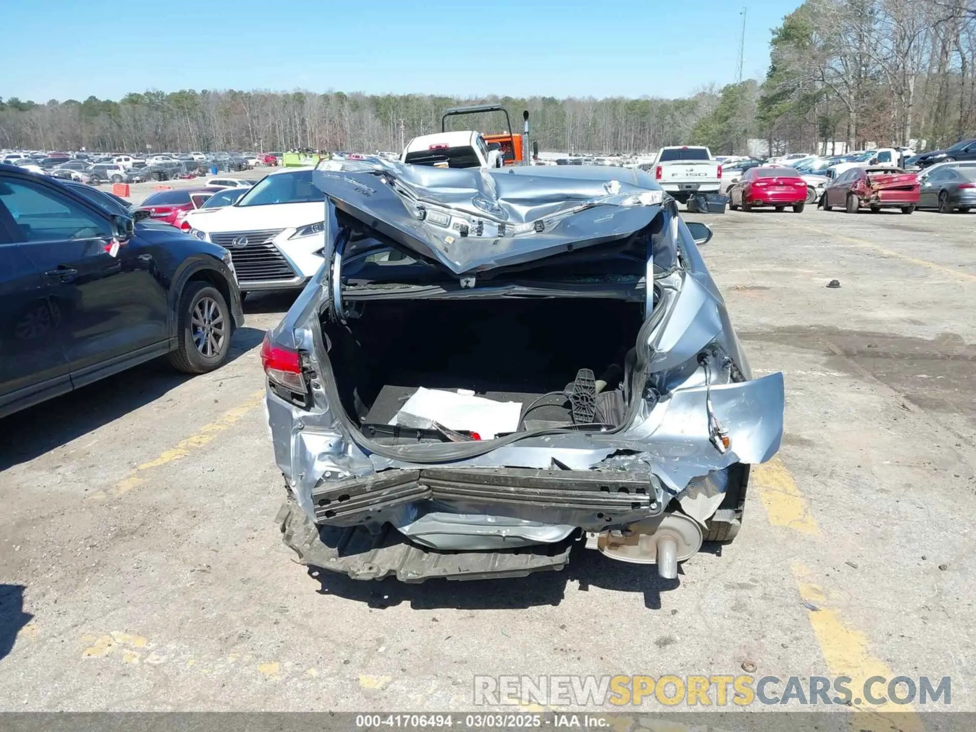 16 Photograph of a damaged car JTDEPMAE6NJ191007 TOYOTA COROLLA 2022