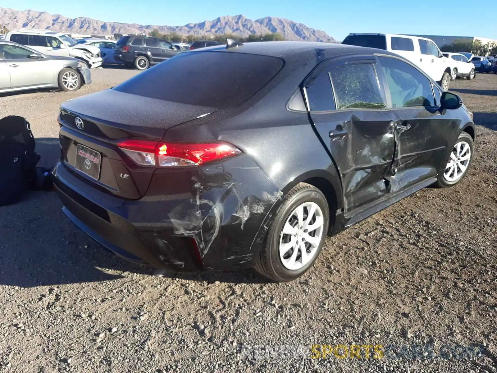 4 Photograph of a damaged car JTDEPMAE6NJ193274 TOYOTA COROLLA 2022