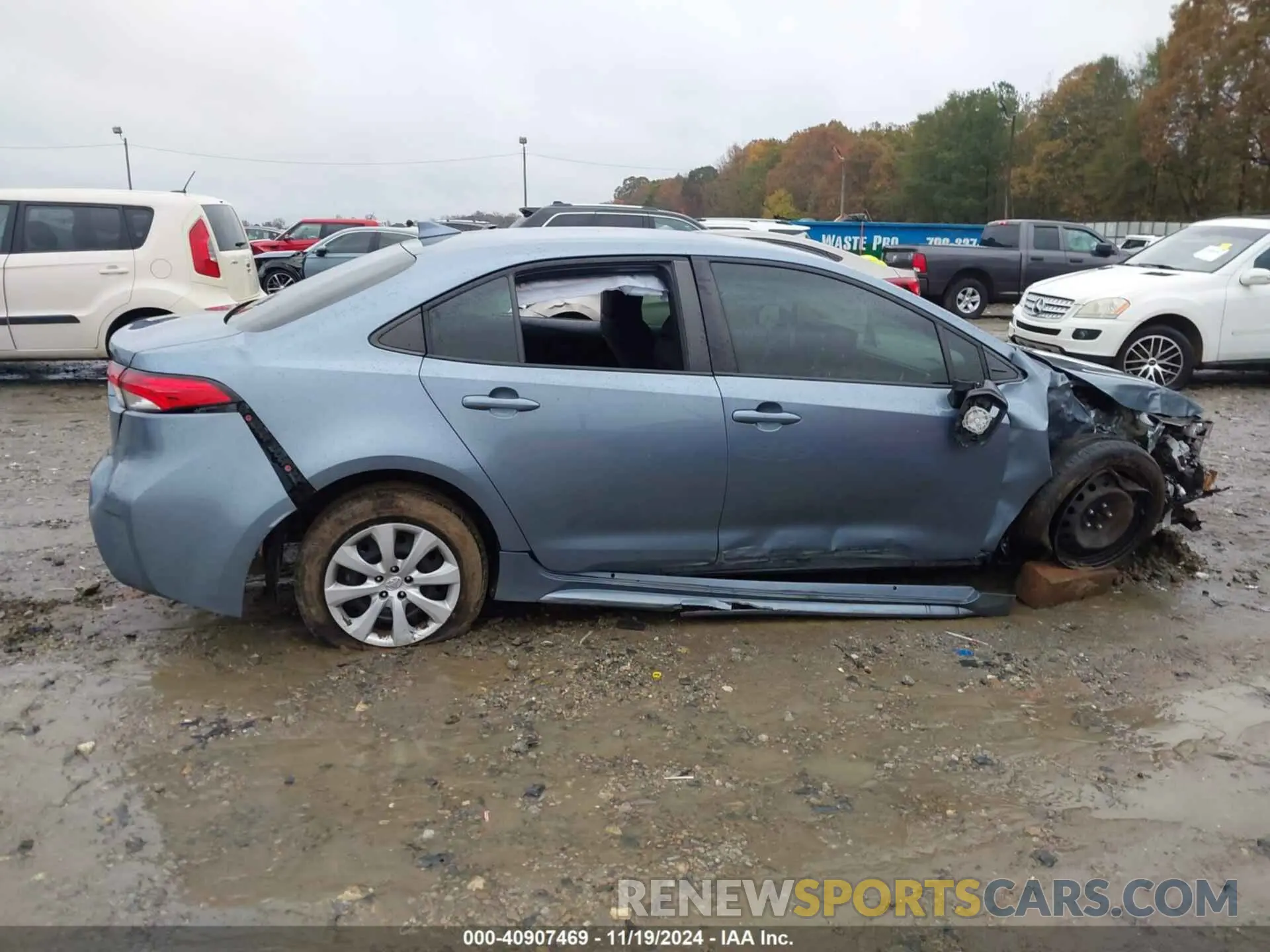 12 Photograph of a damaged car JTDEPMAE6NJ204709 TOYOTA COROLLA 2022