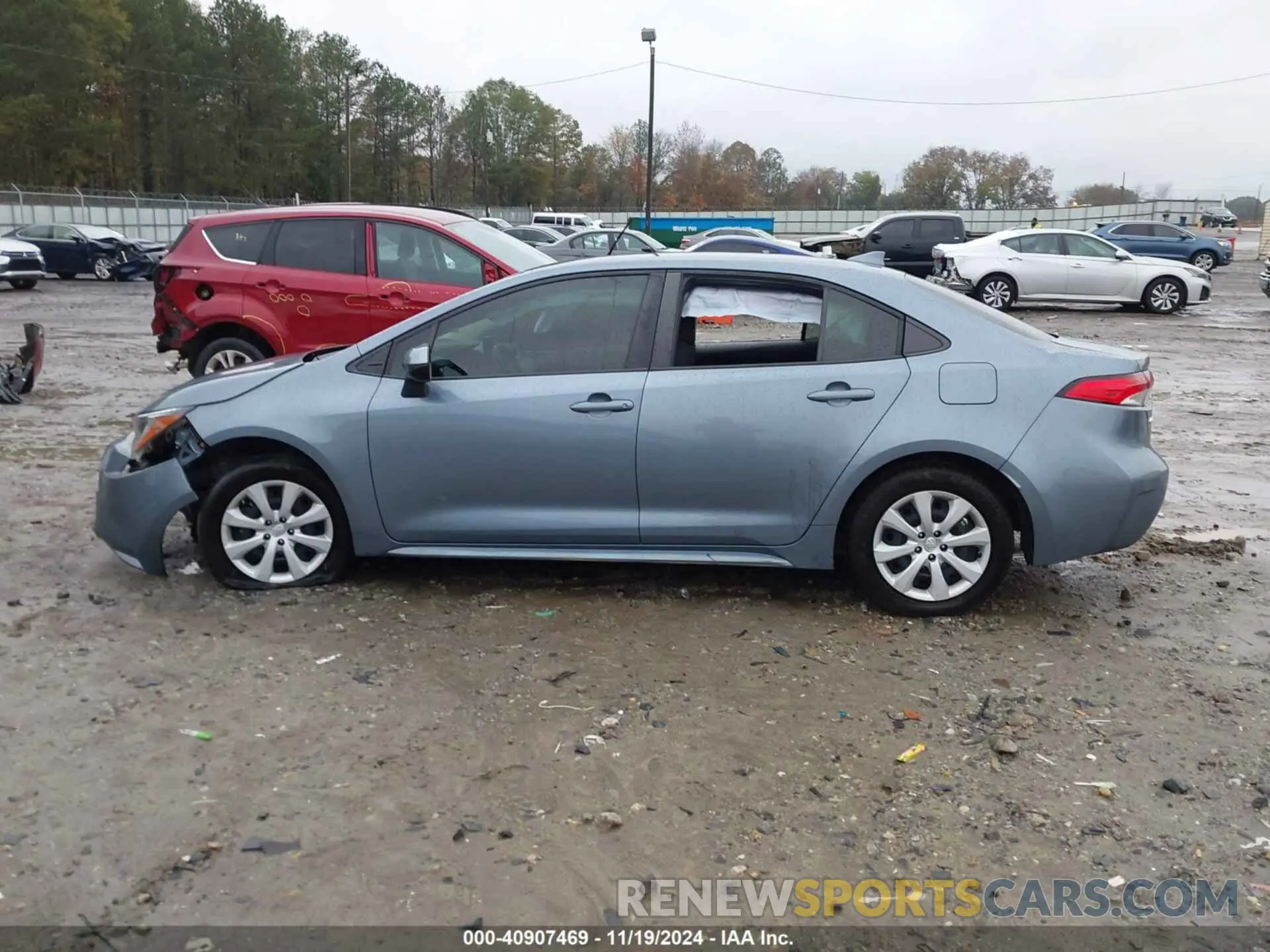 13 Photograph of a damaged car JTDEPMAE6NJ204709 TOYOTA COROLLA 2022