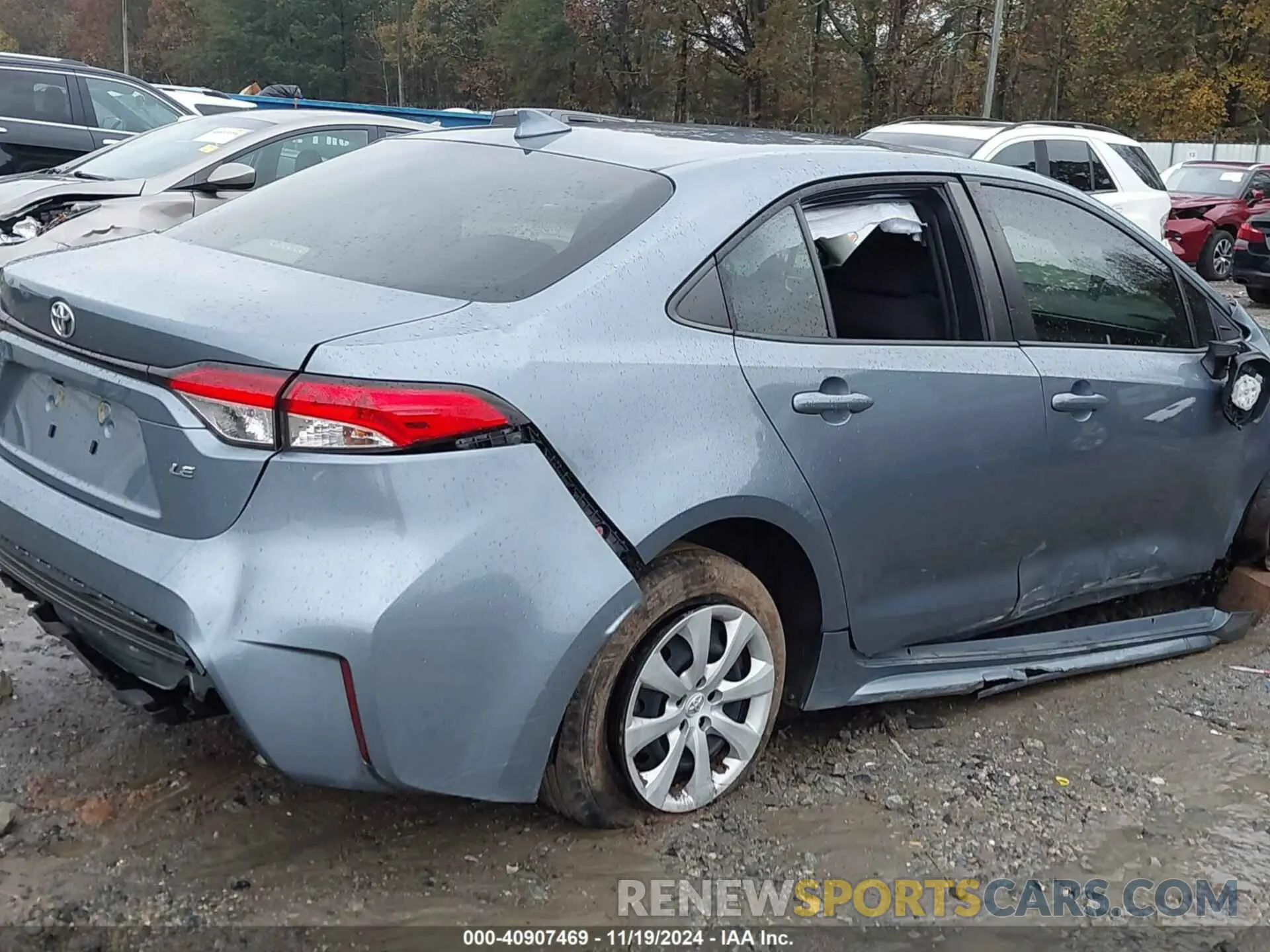17 Photograph of a damaged car JTDEPMAE6NJ204709 TOYOTA COROLLA 2022