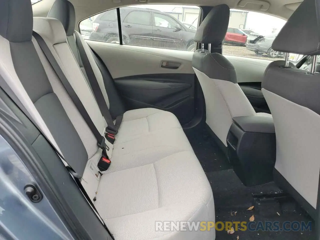 10 Photograph of a damaged car JTDEPMAE6NJ205696 TOYOTA COROLLA 2022