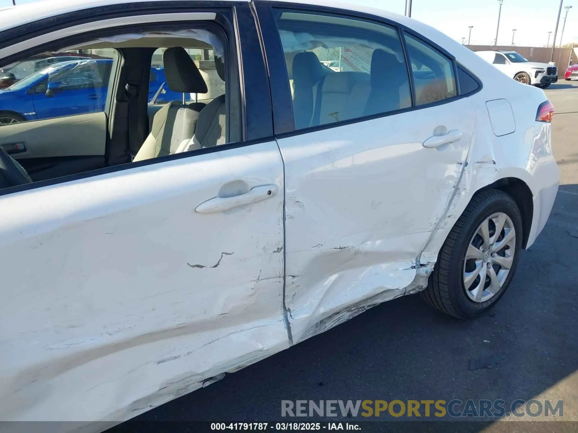 12 Photograph of a damaged car JTDEPMAE7N3020075 TOYOTA COROLLA 2022