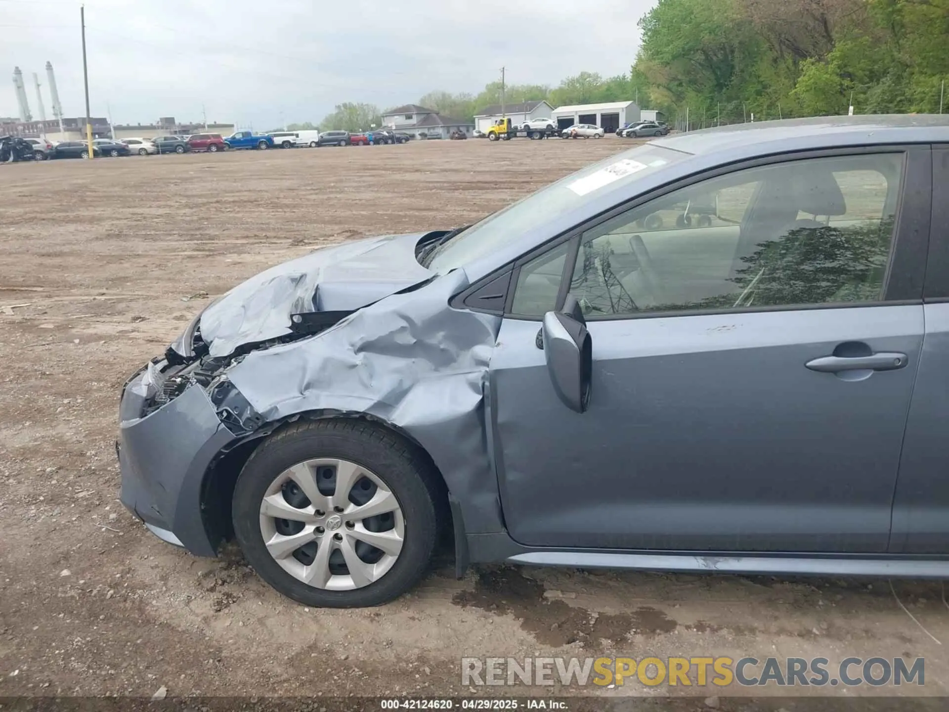 14 Photograph of a damaged car JTDEPMAE7N3025034 TOYOTA COROLLA 2022