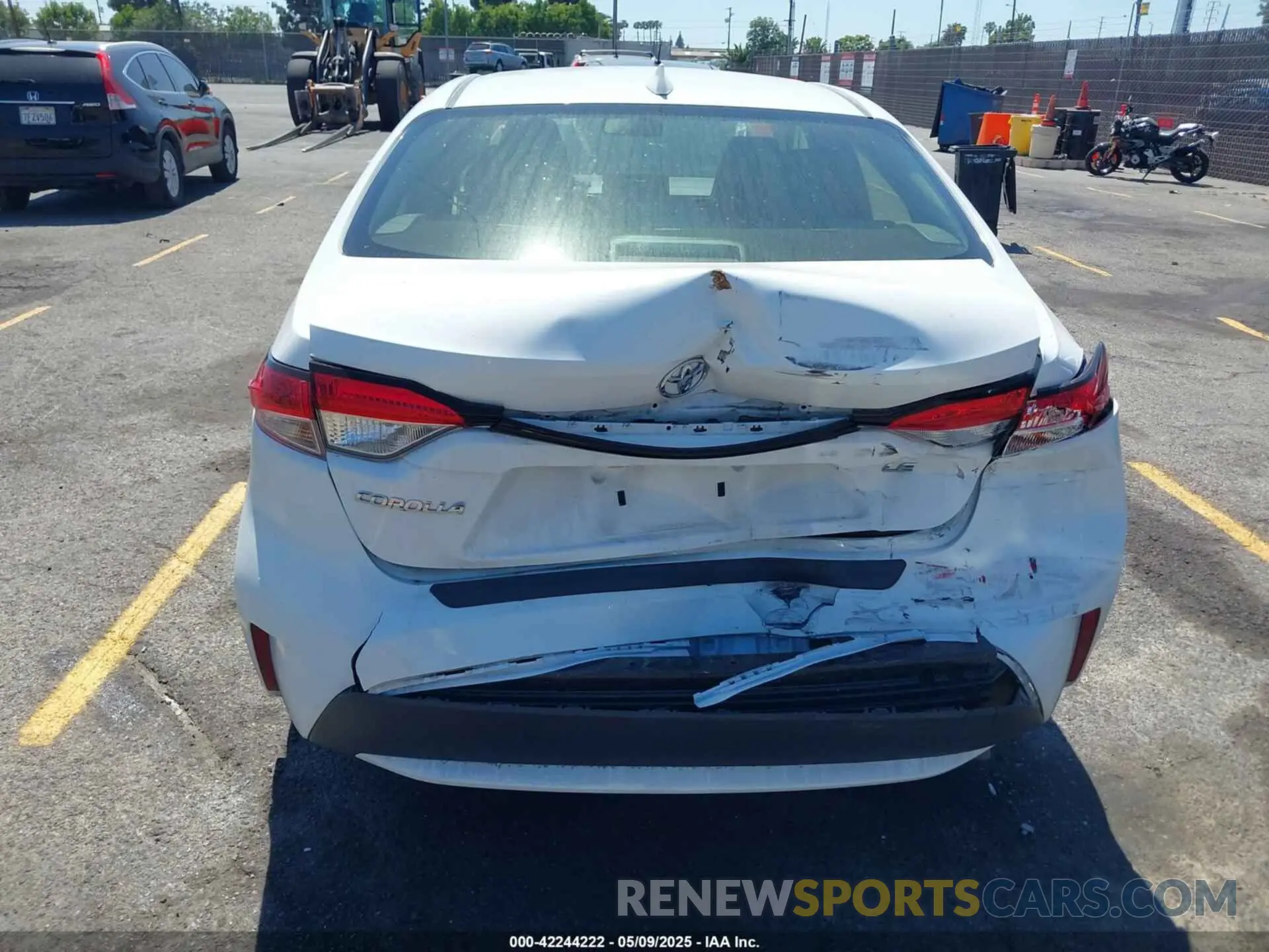 16 Photograph of a damaged car JTDEPMAE7NJ191324 TOYOTA COROLLA 2022