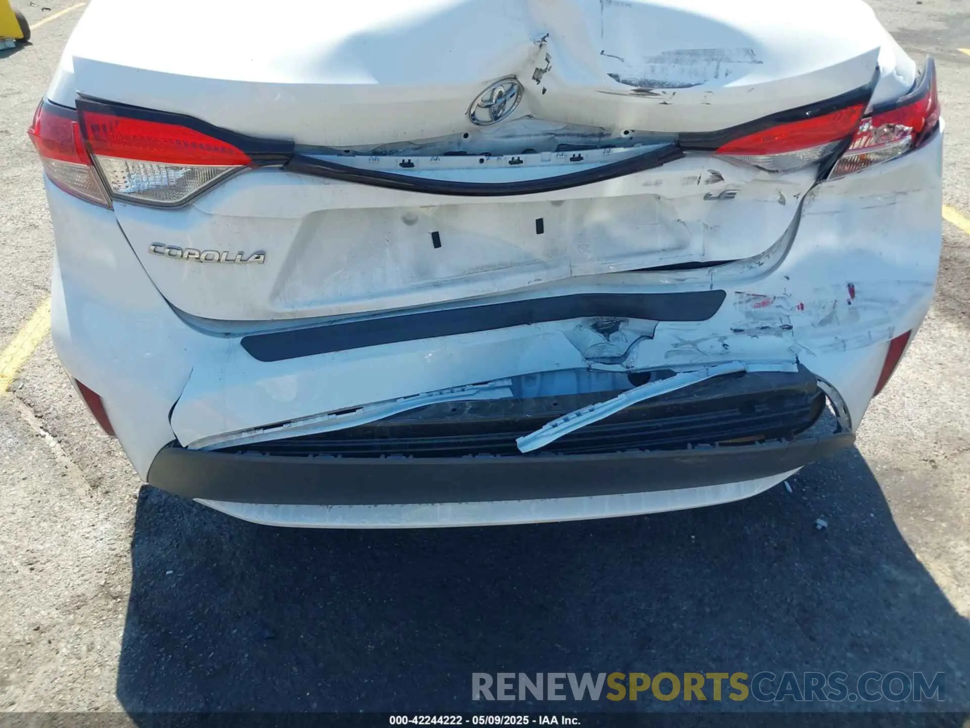 6 Photograph of a damaged car JTDEPMAE7NJ191324 TOYOTA COROLLA 2022