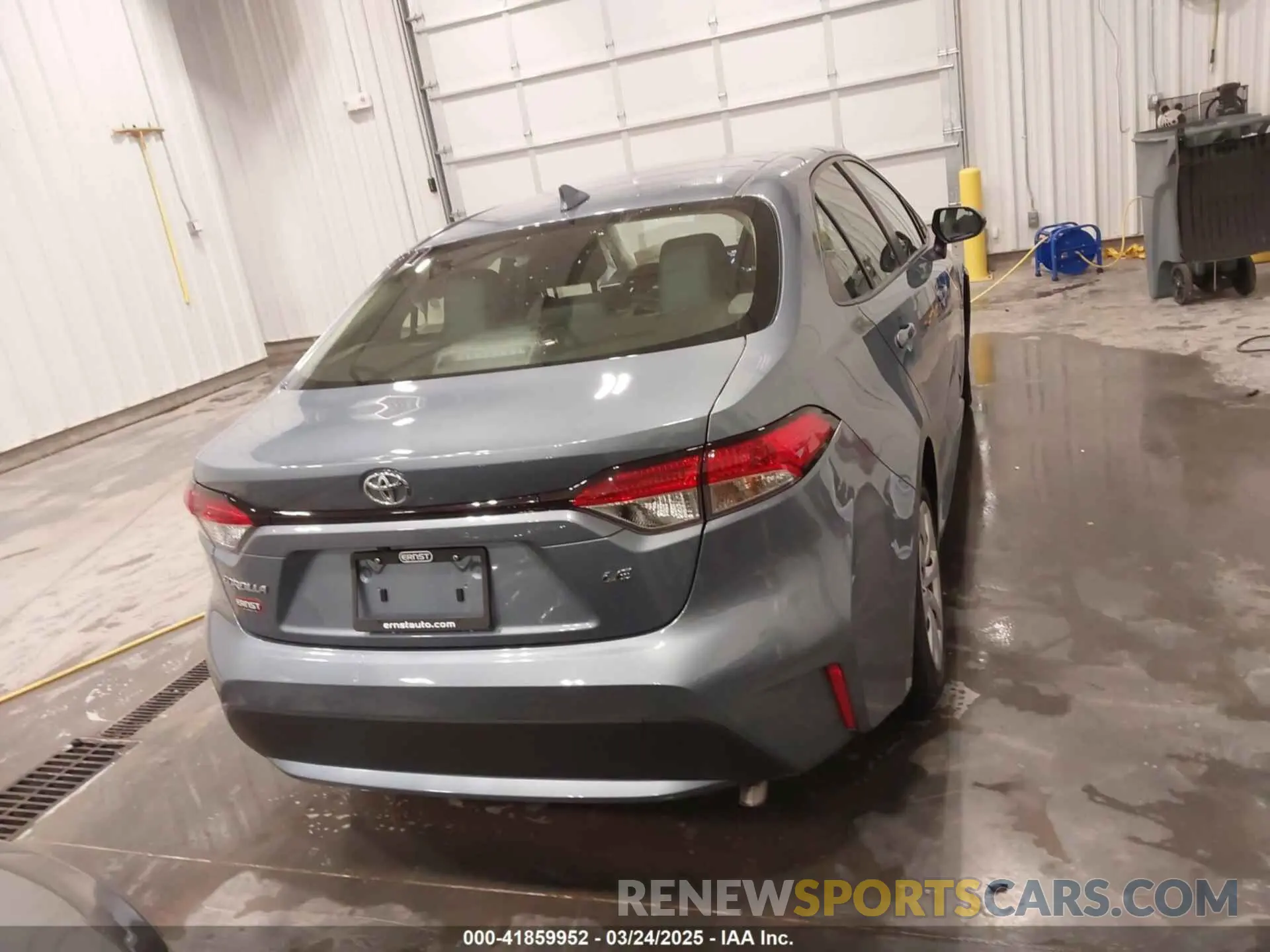 16 Photograph of a damaged car JTDEPMAE7NJ205285 TOYOTA COROLLA 2022