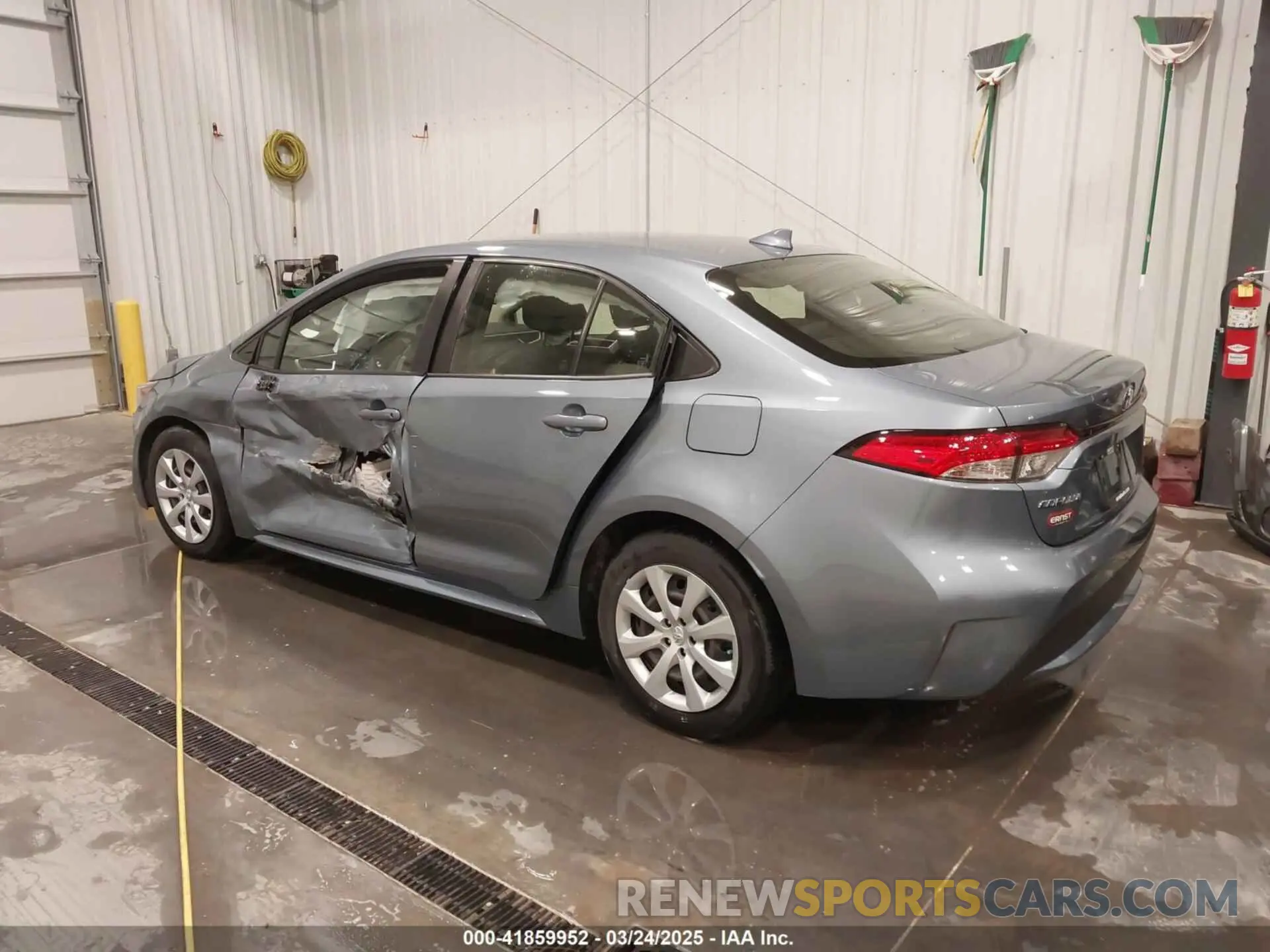 3 Photograph of a damaged car JTDEPMAE7NJ205285 TOYOTA COROLLA 2022