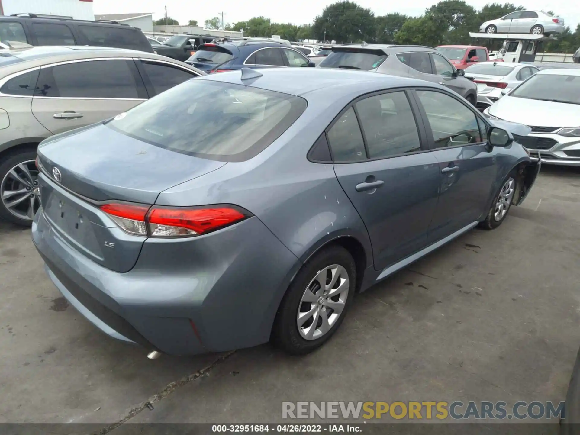 4 Photograph of a damaged car JTDEPMAE7NJ209482 TOYOTA COROLLA 2022