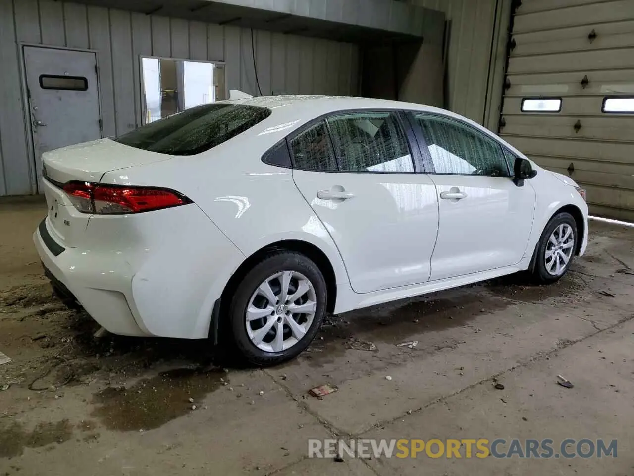 3 Photograph of a damaged car JTDEPMAE8N3013331 TOYOTA COROLLA 2022
