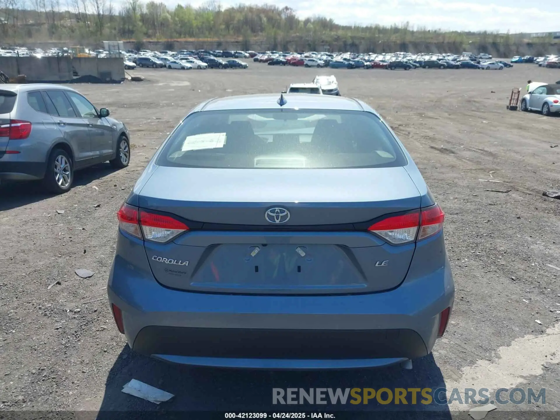 16 Photograph of a damaged car JTDEPMAE8N3014799 TOYOTA COROLLA 2022