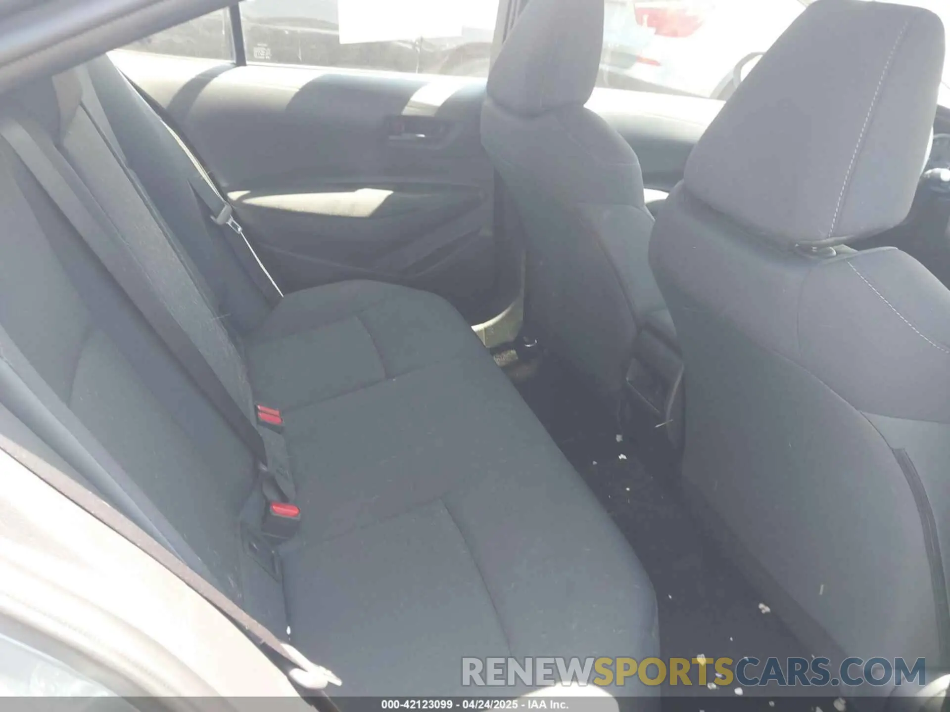 8 Photograph of a damaged car JTDEPMAE8N3014799 TOYOTA COROLLA 2022