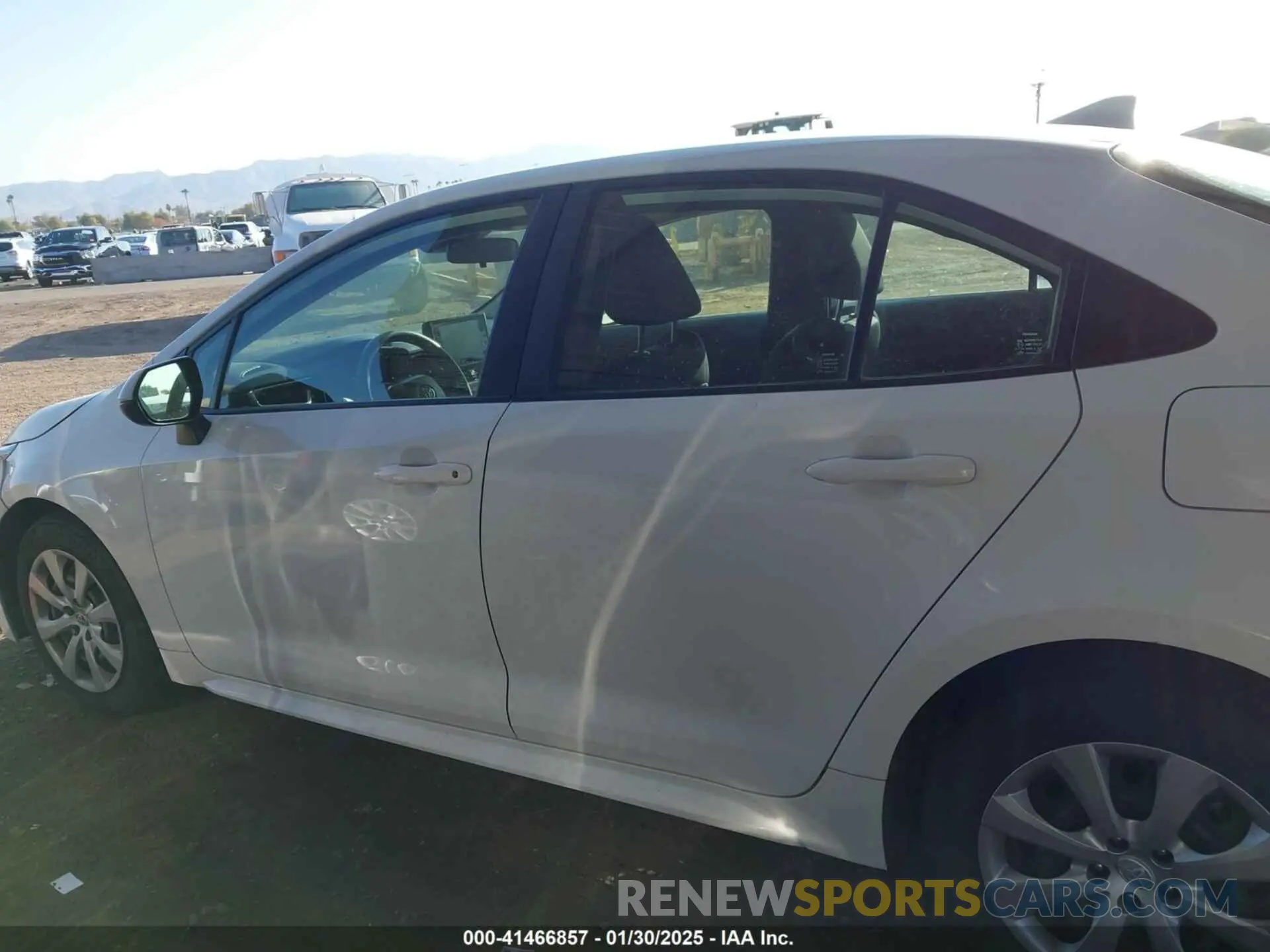 14 Photograph of a damaged car JTDEPMAE8N3018853 TOYOTA COROLLA 2022