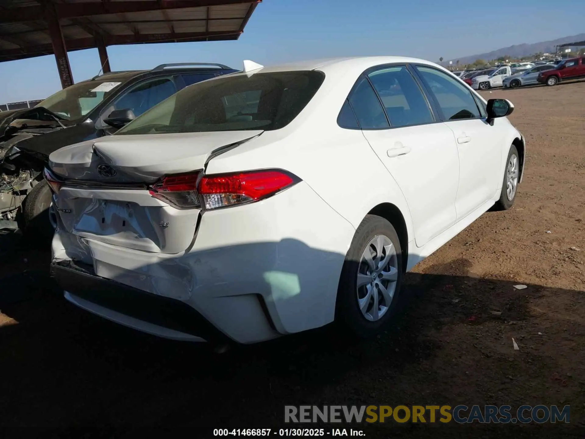 4 Photograph of a damaged car JTDEPMAE8N3018853 TOYOTA COROLLA 2022