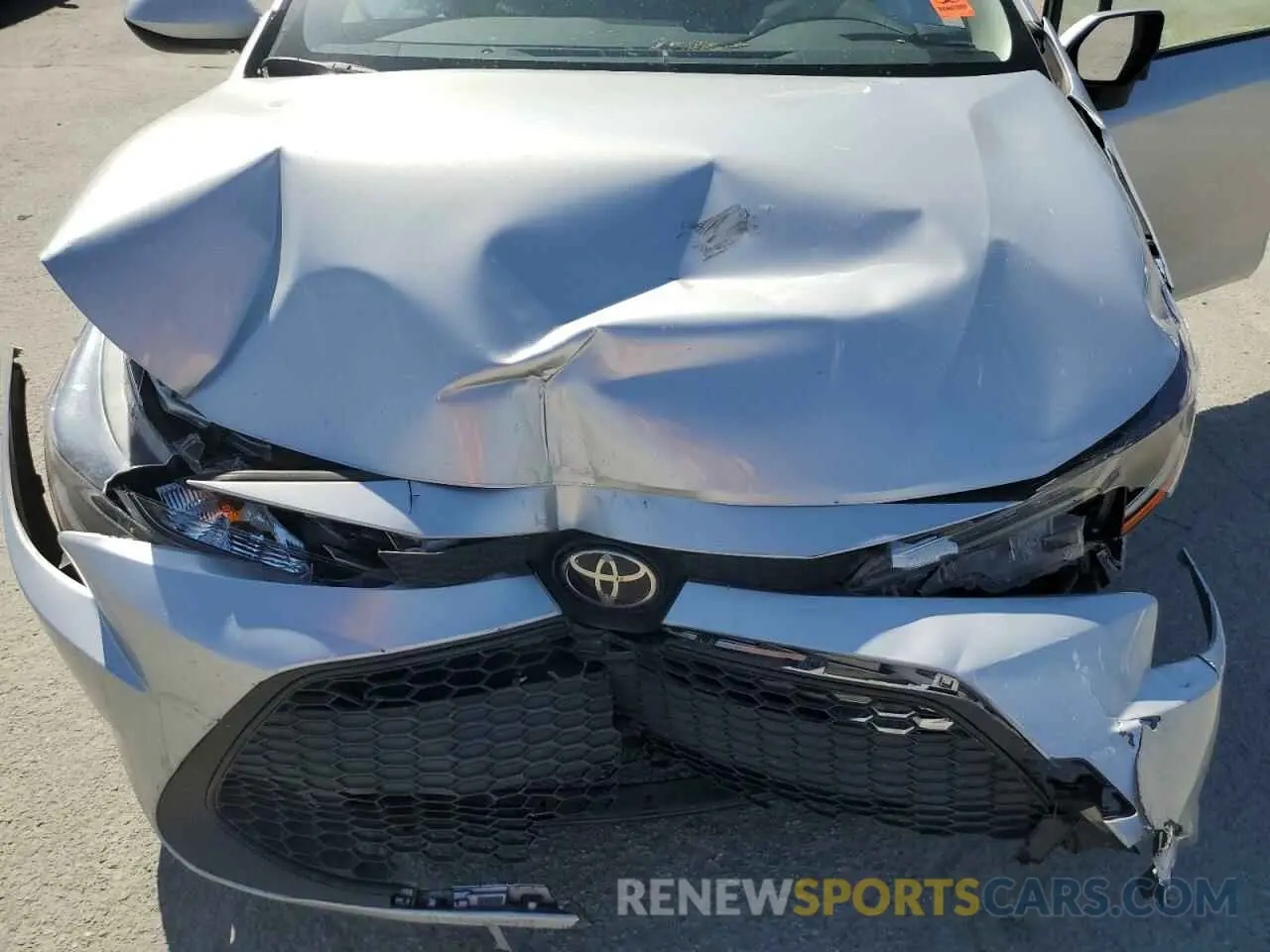 11 Photograph of a damaged car JTDEPMAE8N3021803 TOYOTA COROLLA 2022