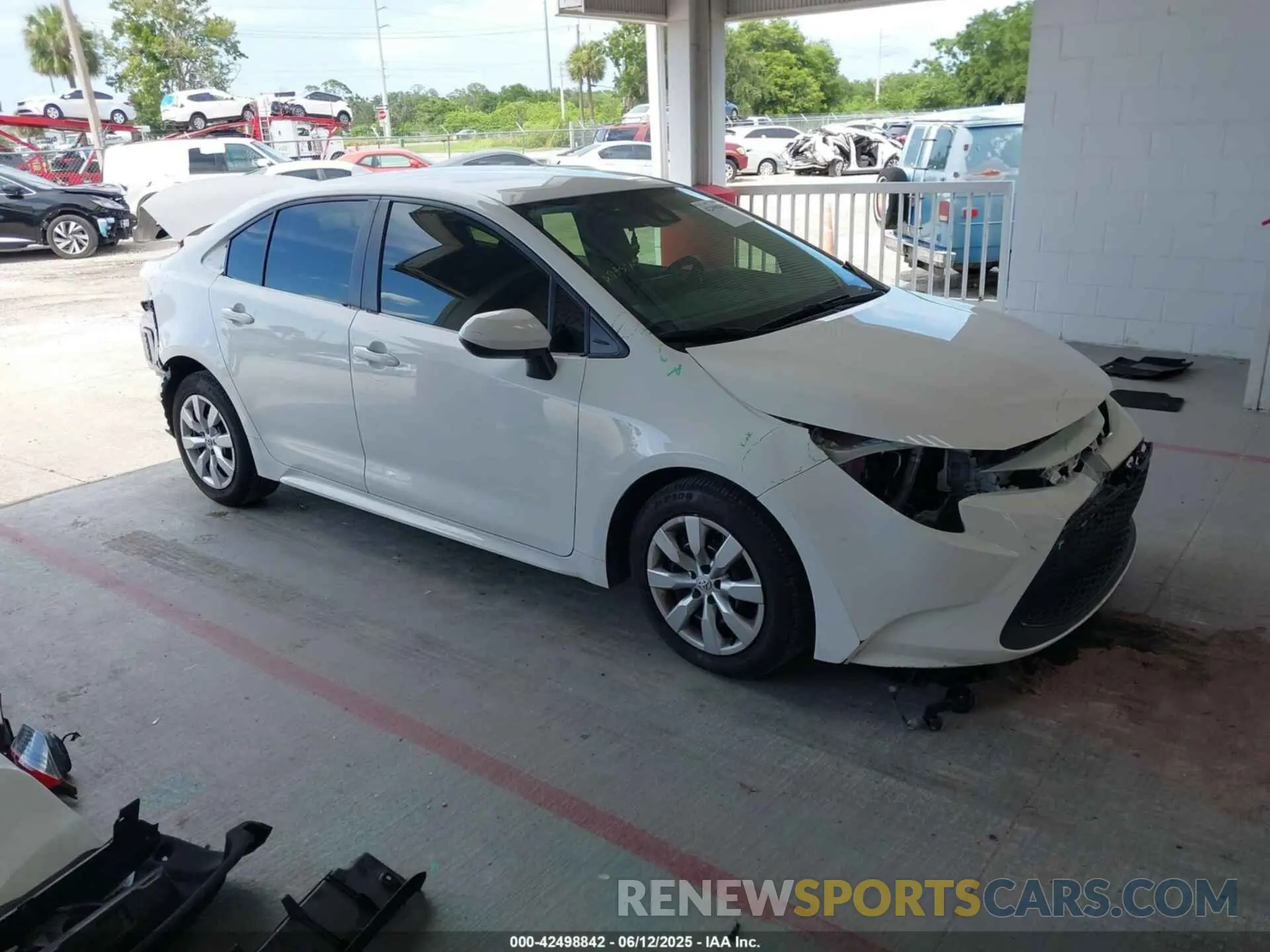 1 Photograph of a damaged car JTDEPMAE9N3003780 TOYOTA COROLLA 2022
