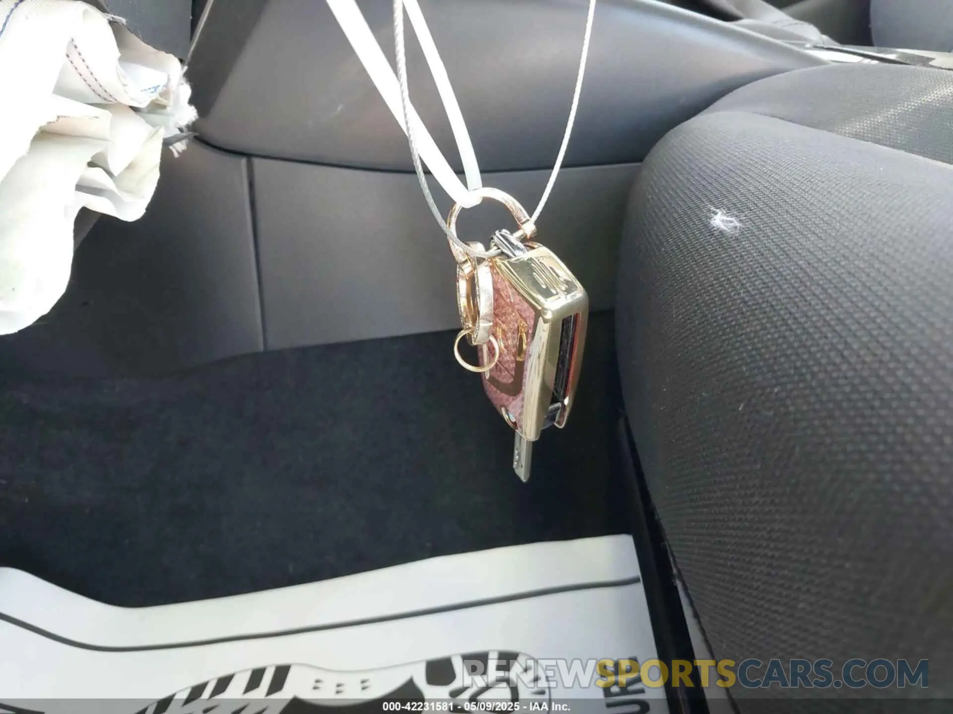 11 Photograph of a damaged car JTDEPMAE9N3015685 TOYOTA COROLLA 2022