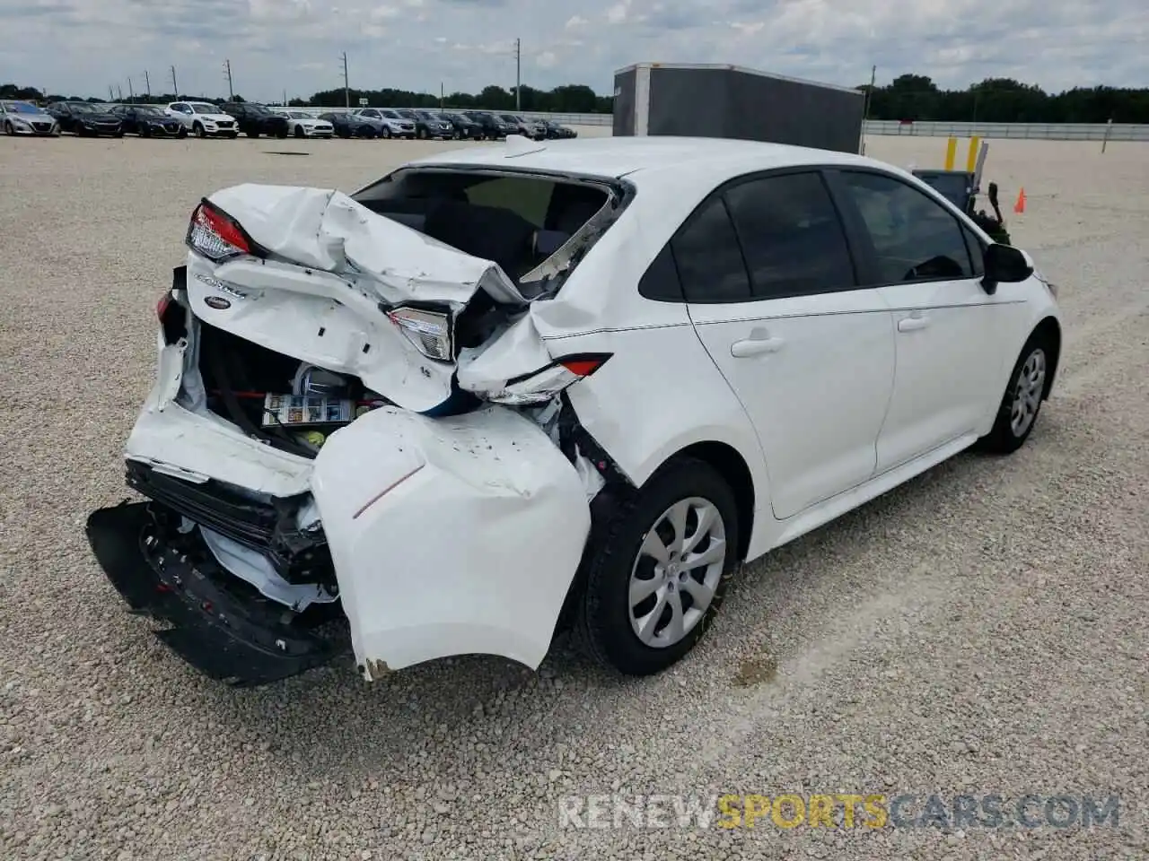 4 Photograph of a damaged car JTDEPMAE9N3020031 TOYOTA COROLLA 2022