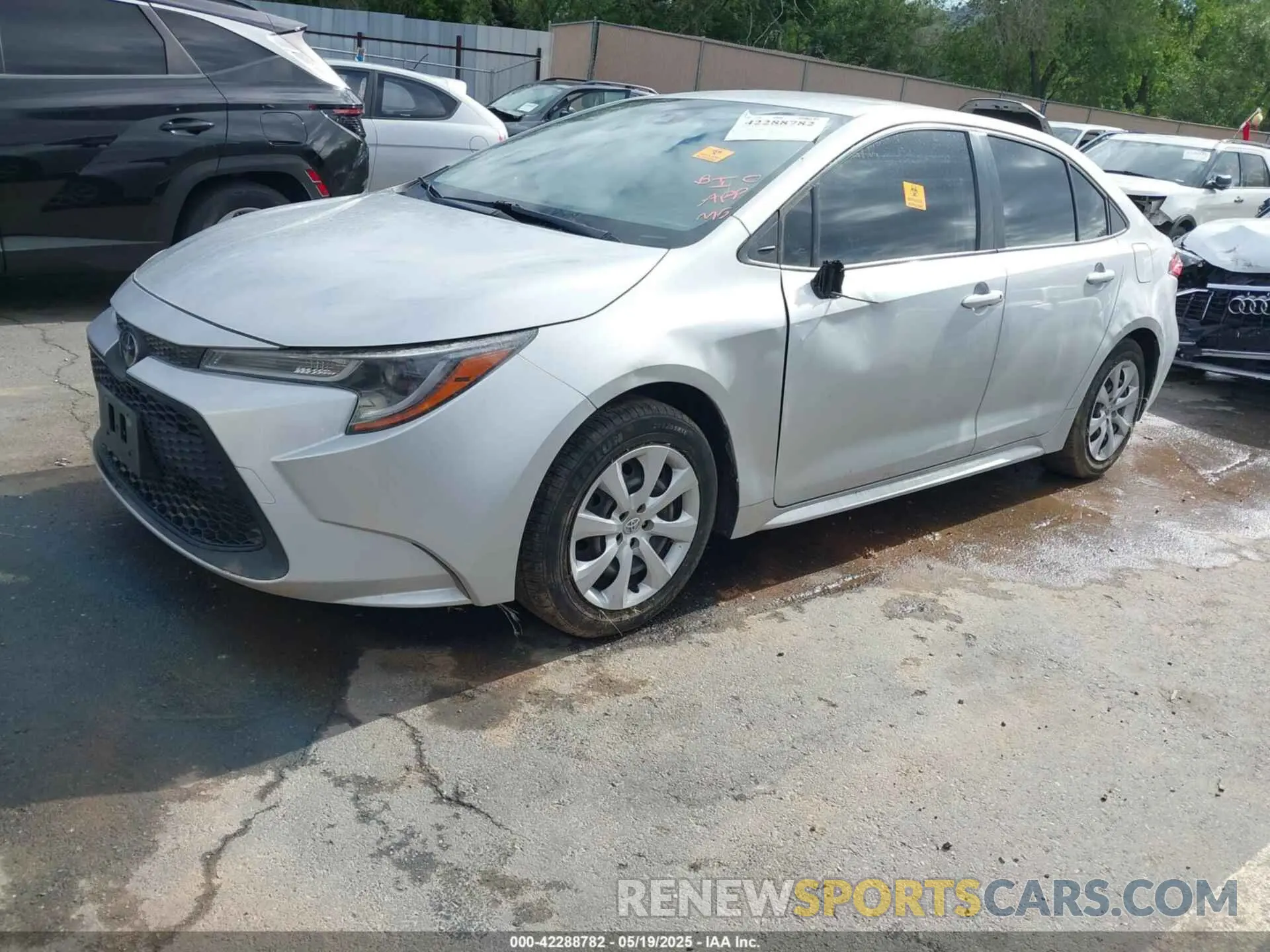 2 Photograph of a damaged car JTDEPMAE9N3029067 TOYOTA COROLLA 2022