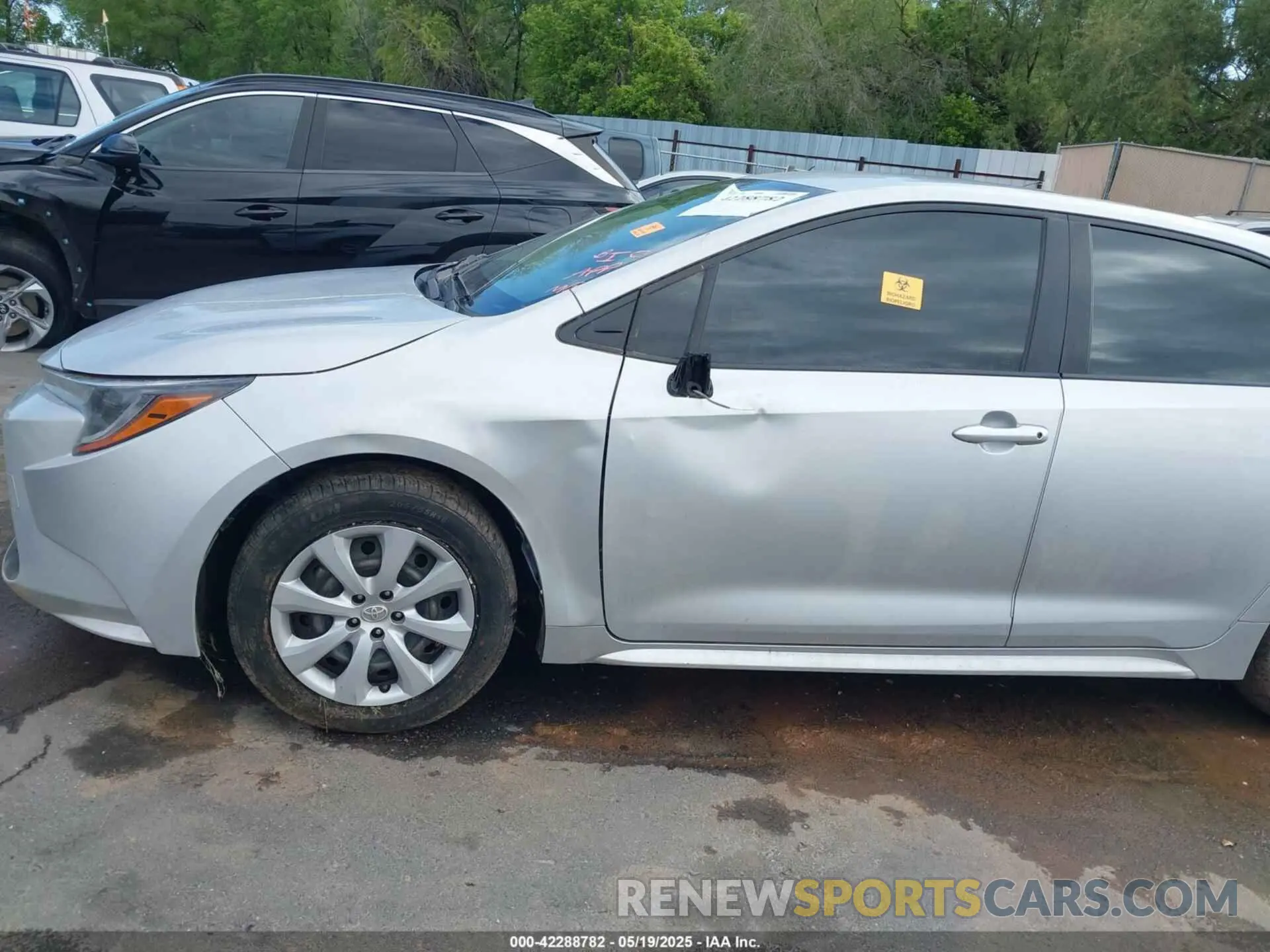 6 Photograph of a damaged car JTDEPMAE9N3029067 TOYOTA COROLLA 2022