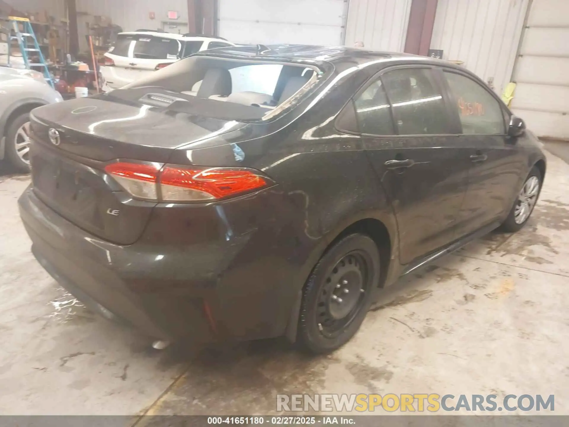 4 Photograph of a damaged car JTDEPMAE9NJ209693 TOYOTA COROLLA 2022