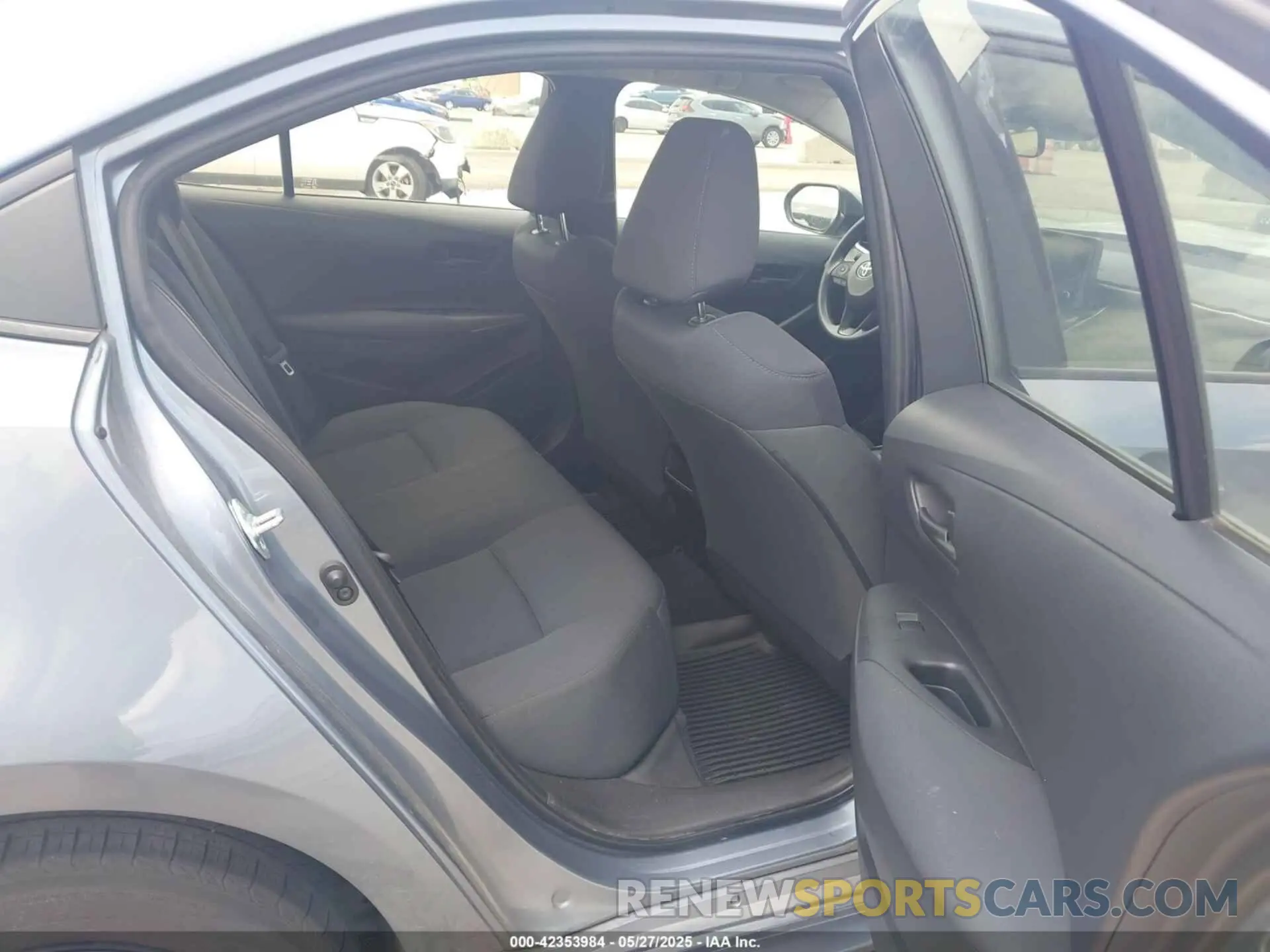 8 Photograph of a damaged car JTDEPMAE9NJ210486 TOYOTA COROLLA 2022