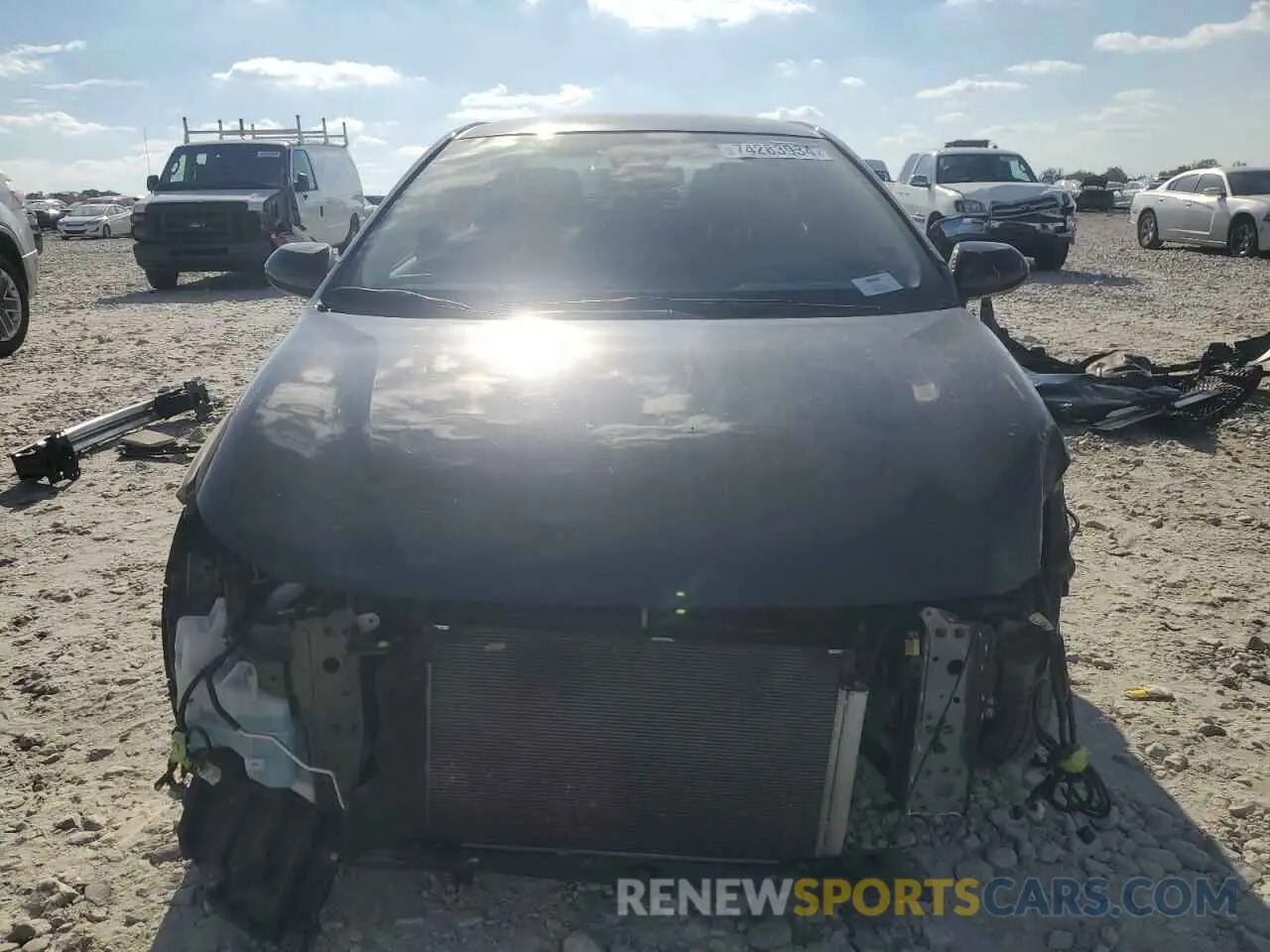 5 Photograph of a damaged car JTDEPMAE9NJ211279 TOYOTA COROLLA 2022
